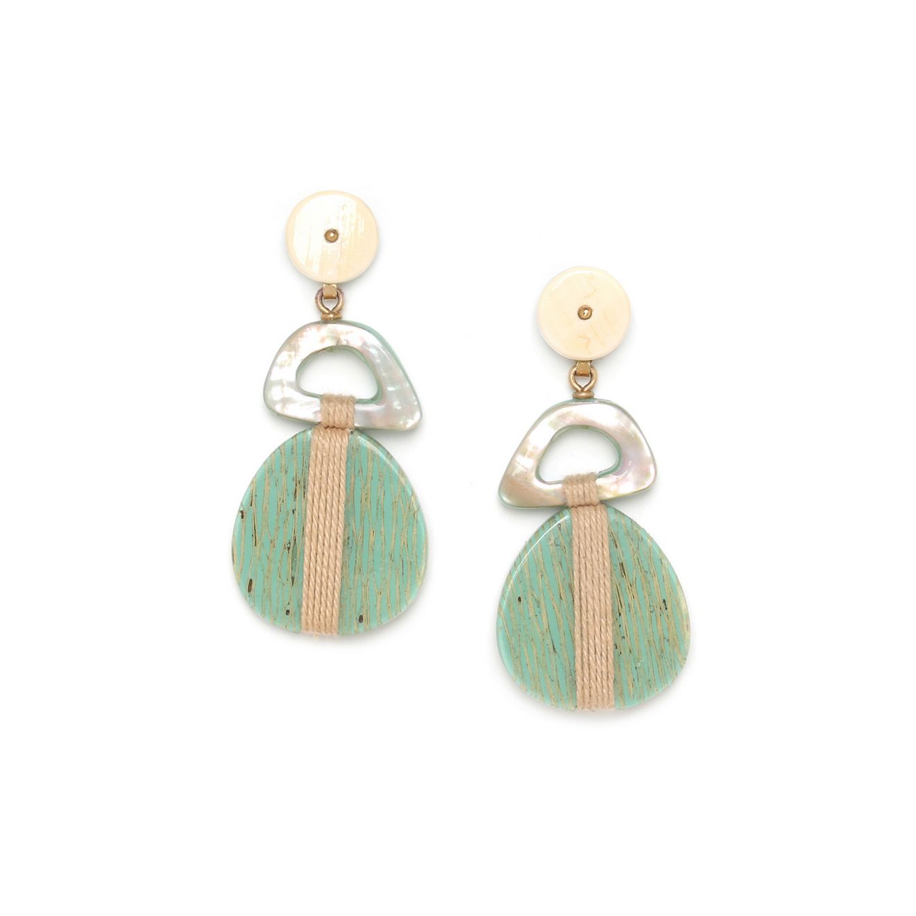 Серьги из бижутерного сплава с деревом/перламутром Nature Bijoux NB21.1-12-75205, NB21.1-12-75205
Серьги из бижутерного сплава с деревом/перламутром Nature Bijoux NB21.1-12-75205, NB21.1-12-75205