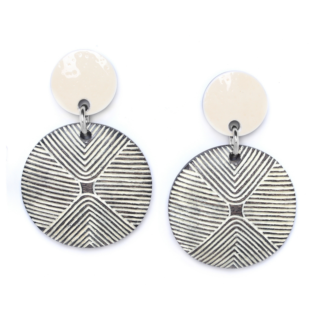 Серьги из бижутерного сплава с деревом Nature Bijoux NB20.2-12-75030, NB20.2-12-75030
Серьги из бижутерного сплава с деревом Nature Bijoux NB20.2-12-75030, NB20.2-12-75030
