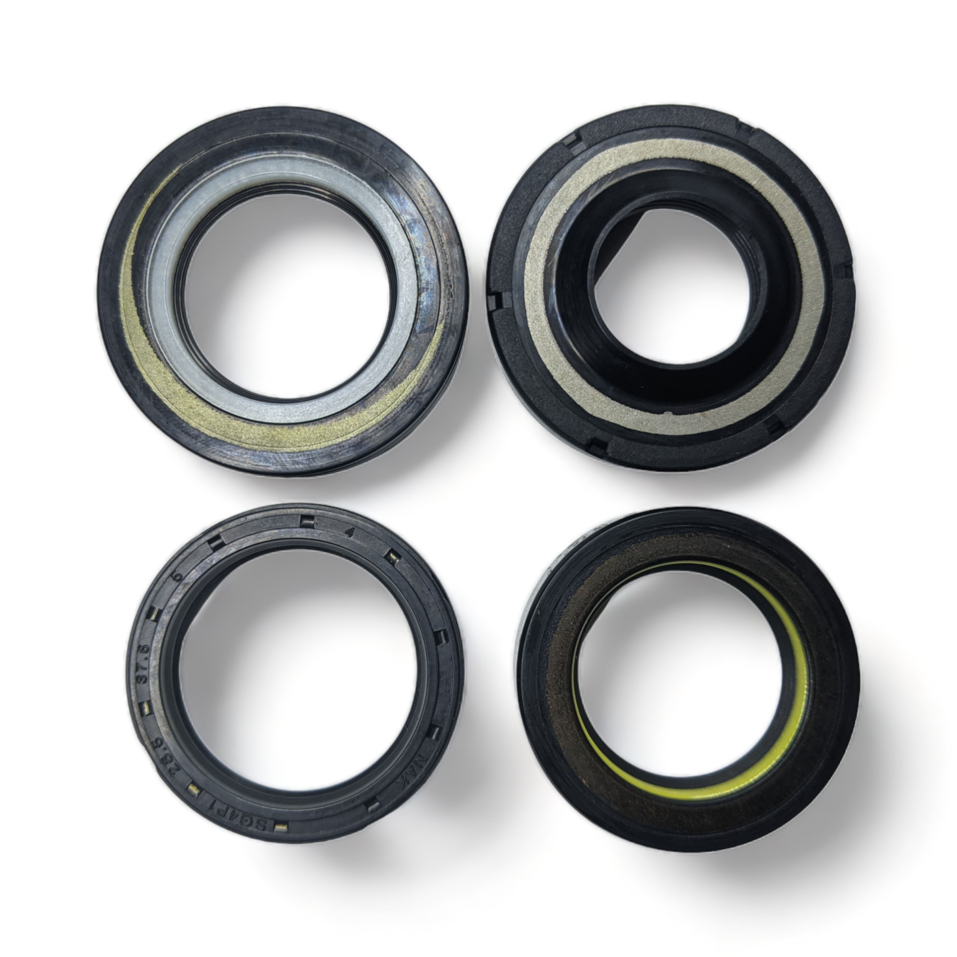 Ремкомплект рулевой рейки Emmetec FO9035KIT с ГУР для FORD Connect, FORD Focus, FO9035KIT
Ремкомплект рулевой рейки Emmetec FO9035KIT с ГУР для FORD Connect, FORD Focus, FO9035KIT