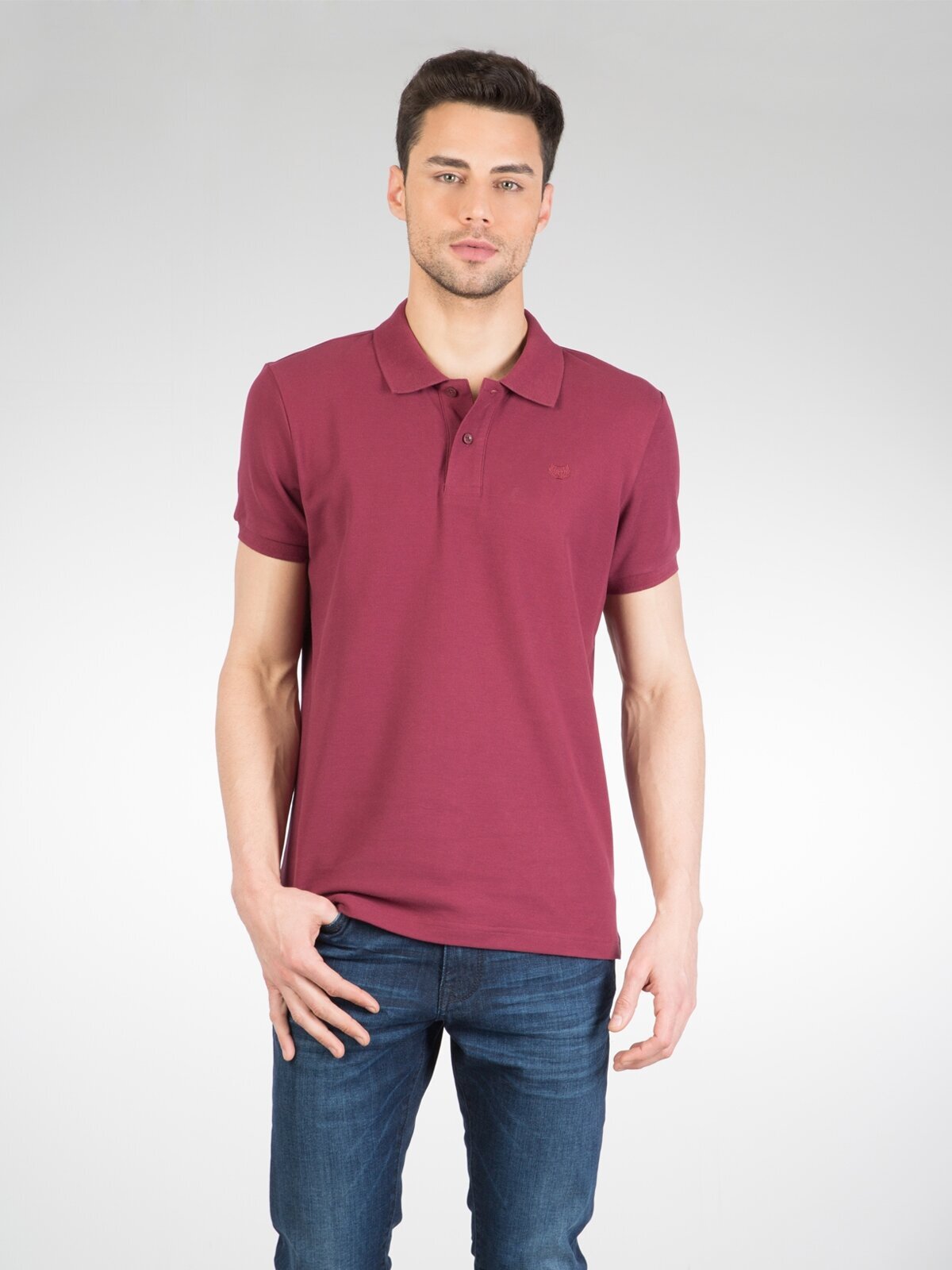 Футболка мужская Colins CLTKTTSHM0766200_q1.v1 бордовая XXL, Коричневый, CLTKTTSHM0766200_q1.v1
Футболка мужская Colins CLTKTTSHM0766200_q1.v1 бордовая XXL, Коричневый, CLTKTTSHM0766200_q1.v1