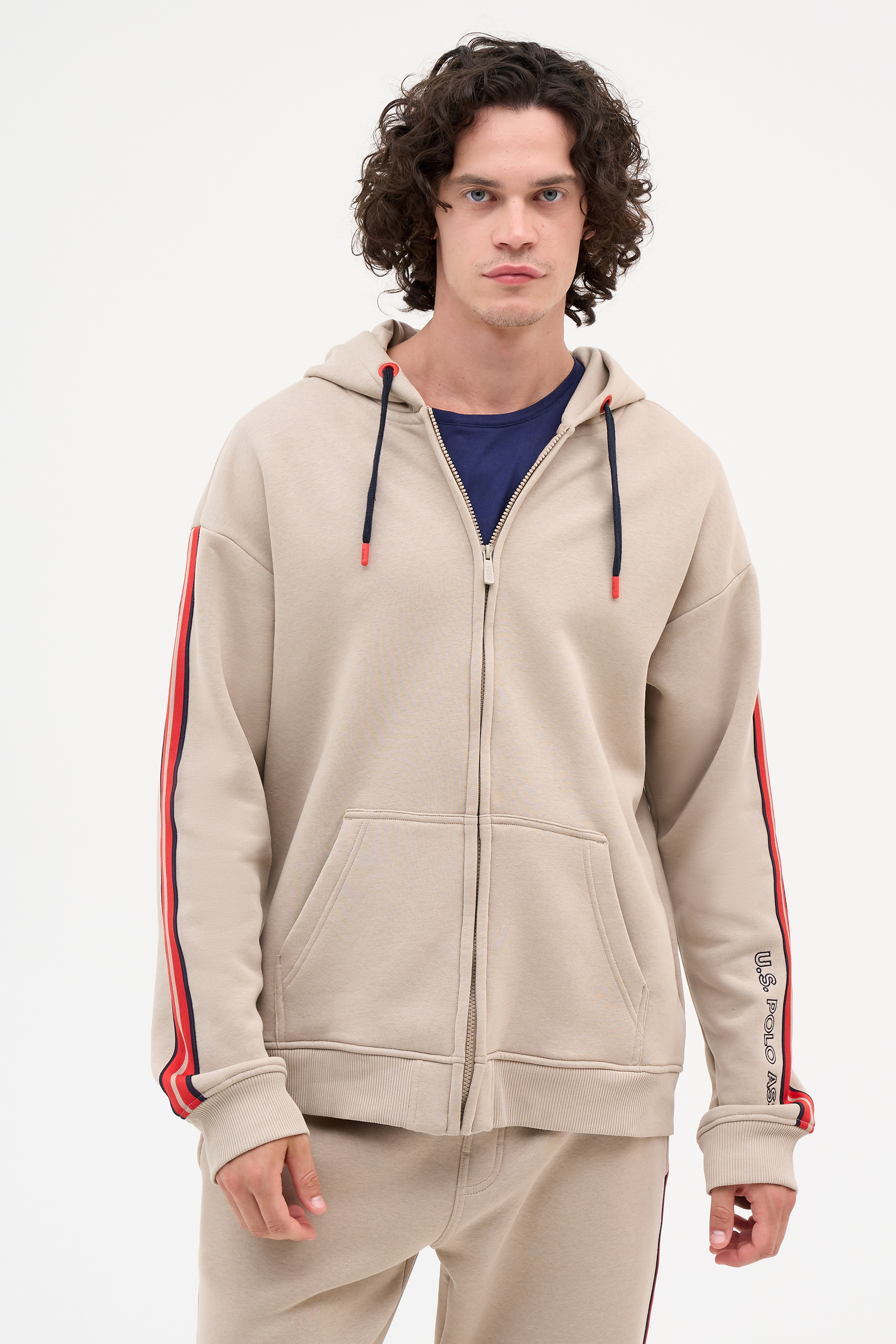 Толстовка мужская U.S. POLO Assn. G081SZ0820ANLAR-R бежевая L, Бежевый, G081SZ0820ANLAR-R
Толстовка мужская U.S. POLO Assn. G081SZ0820ANLAR-R бежевая L, Бежевый, G081SZ0820ANLAR-R
