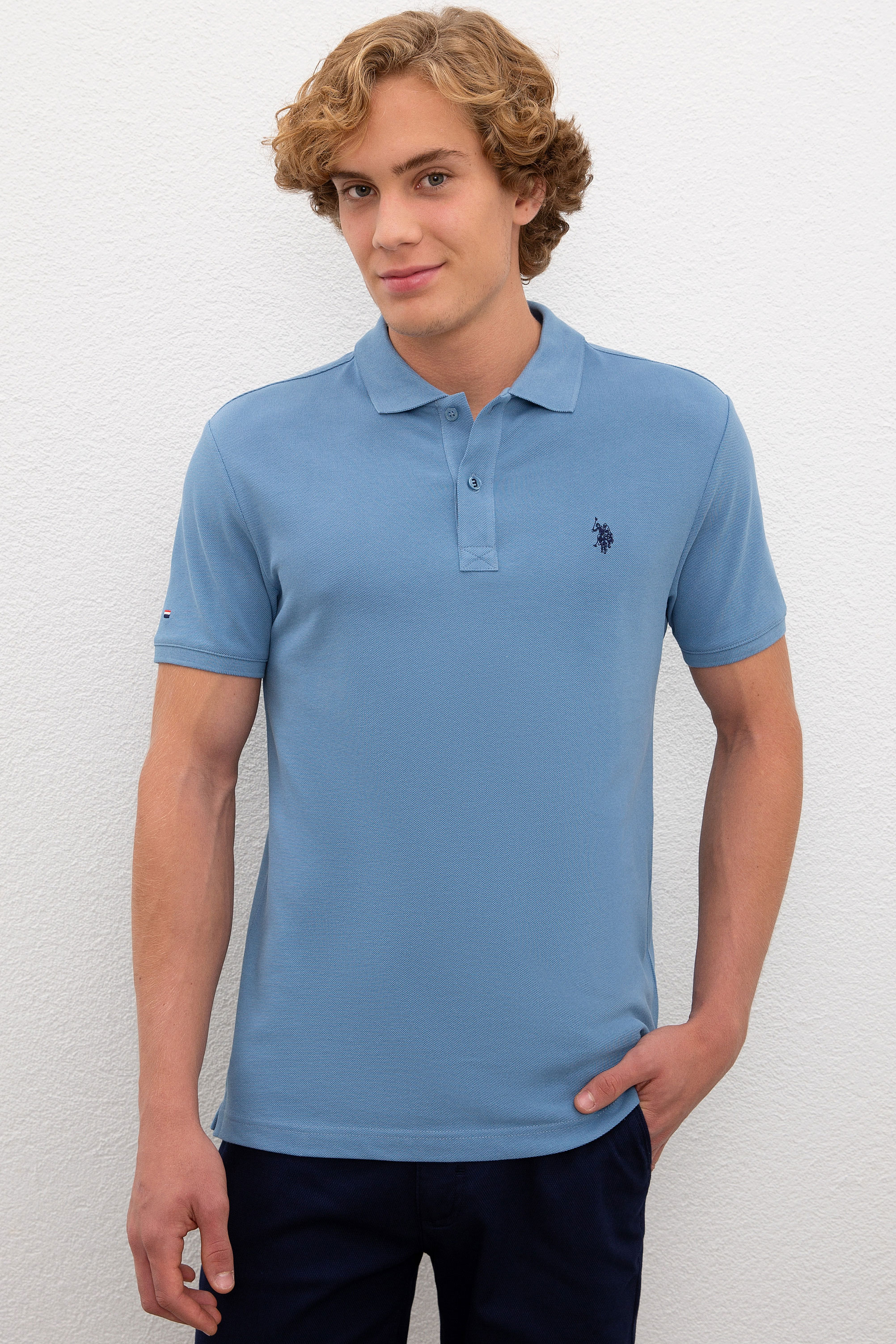 Футболка мужская U.S. POLO Assn. G081SZ0110TP04IY020-O синяя XS, Синий, G081SZ0110TP04IY020-O
Футболка мужская U.S. POLO Assn. G081SZ0110TP04IY020-O синяя XS, Синий, G081SZ0110TP04IY020-O