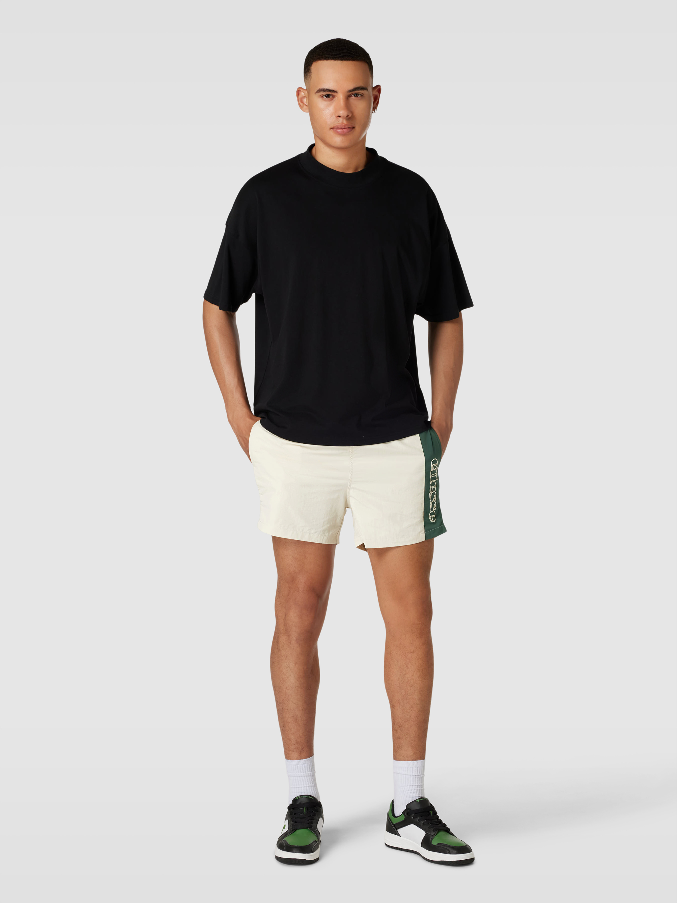 Спортивные шорты мужские Ellesse 1811756 бежевые M доставка из-за рубежа, Бежевый, 1811756
Спортивные шорты мужские Ellesse 1811756 бежевые M доставка из-за рубежа, Бежевый, 1811756