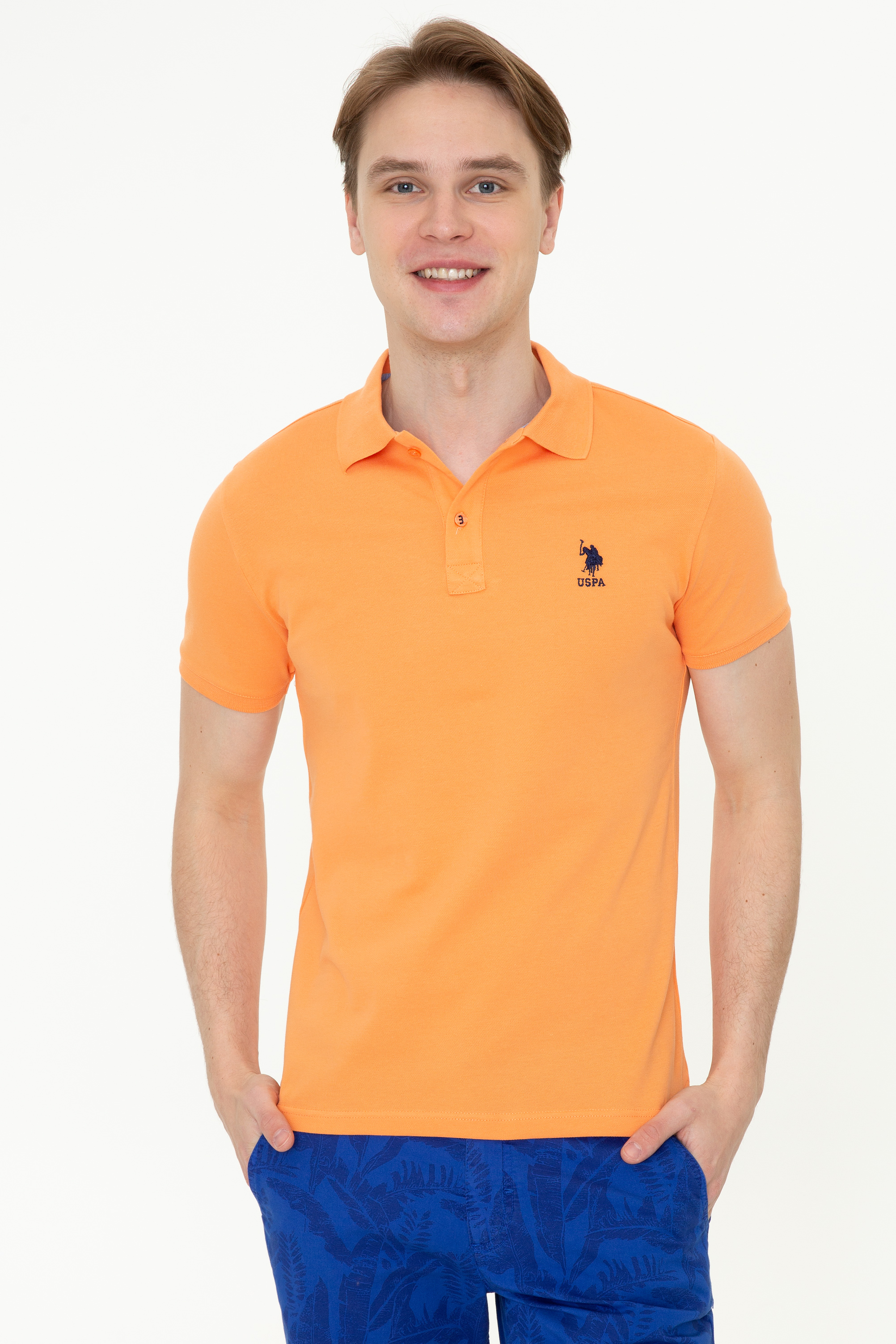 Футболка мужская U.S. POLO Assn. G081SZ0110TP04IY021RL оранжевая XL, Оранжевый, G081SZ0110TP04IY021RL
Футболка мужская U.S. POLO Assn. G081SZ0110TP04IY021RL оранжевая XL, Оранжевый, G081SZ0110TP04IY021RL