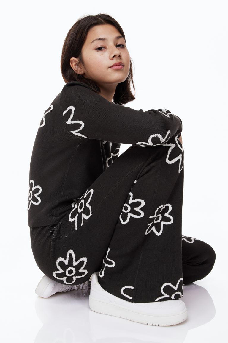 Свитер детский H&M 1124496, темно-серый/разноцветный, размер 170 (доставка из-за рубежа), 1124496
Свитер детский H&M 1124496, темно-серый/разноцветный, размер 170 (доставка из-за рубежа), 1124496