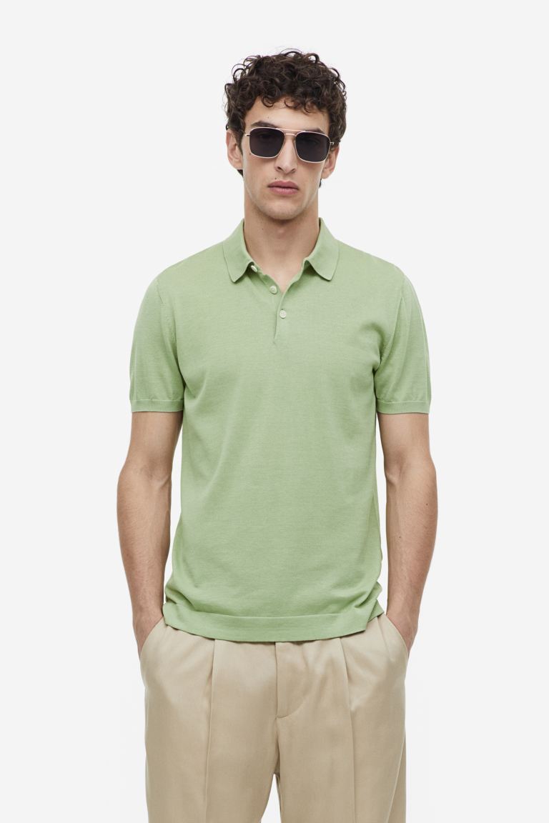 Футболка мужская H&M 0936065011 зеленая 2XL (доставка из-за рубежа), 0936065011
Футболка мужская H&M 0936065011 зеленая 2XL (доставка из-за рубежа), 0936065011