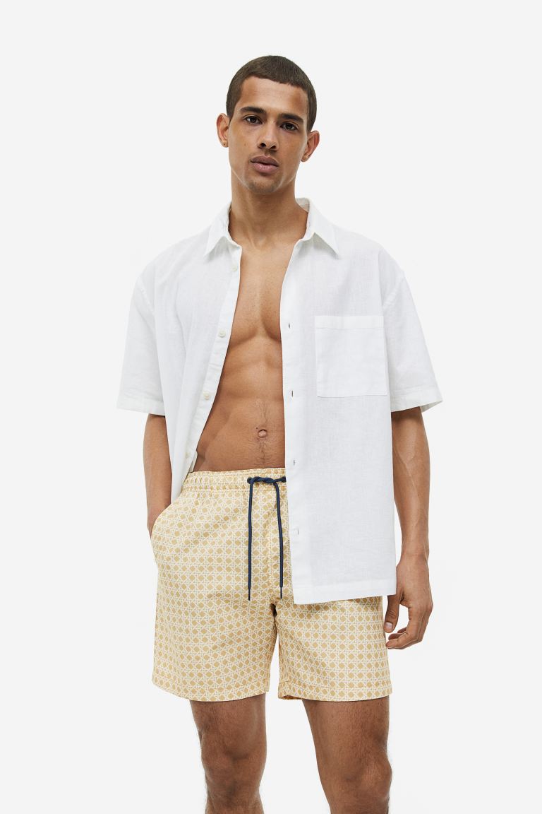 Шорты мужские H&M 0950733004 бежевые XL (доставка из-за рубежа), Бежевый, 0950733004
Шорты мужские H&M 0950733004 бежевые XL (доставка из-за рубежа), Бежевый, 0950733004