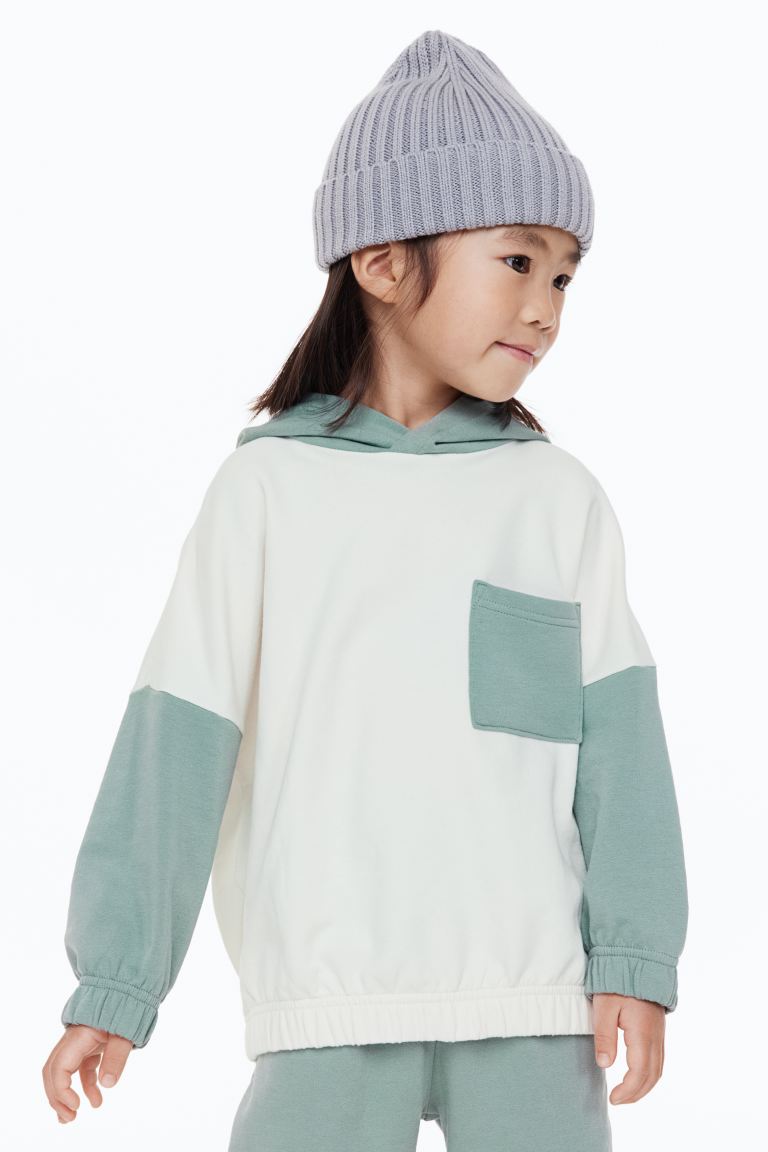 Худи детское H&M 1130776, цвет зеленый/белый, размер 122 (доставка из-за рубежа), 1130776
Худи детское H&M 1130776, цвет зеленый/белый, размер 122 (доставка из-за рубежа), 1130776