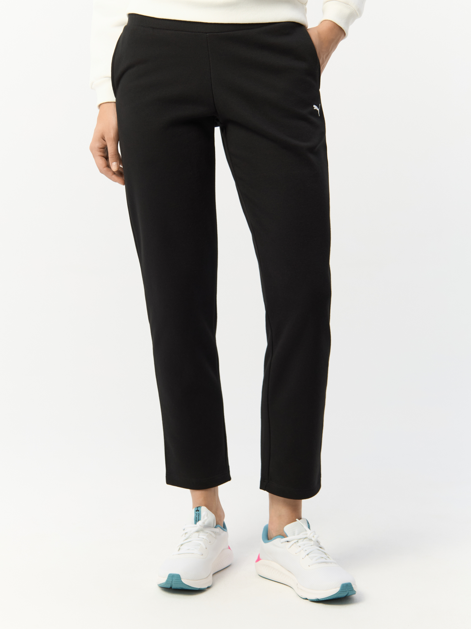 Спортивные брюки женские PUMA Ess Sweatpants 58684451 черные S, Черный, Ess Sweatpants
Спортивные брюки женские PUMA Ess Sweatpants 58684451 черные S, Черный, Ess Sweatpants