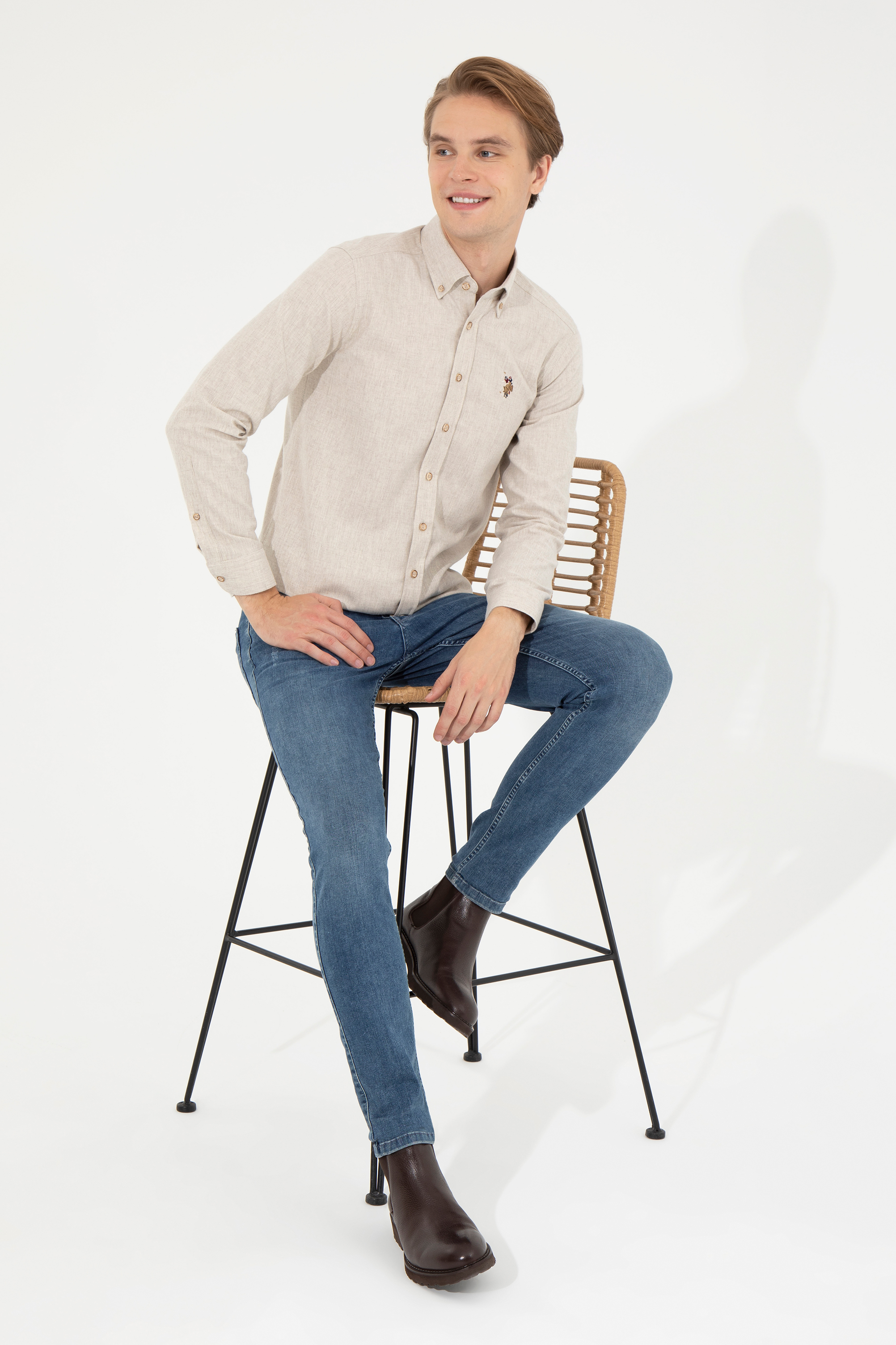 Рубашка мужская U.S. POLO Assn. G081SZ0040AKIS022K бежевая XS, Бежевый, G081SZ0040AKIS022K
Рубашка мужская U.S. POLO Assn. G081SZ0040AKIS022K бежевая XS, Бежевый, G081SZ0040AKIS022K