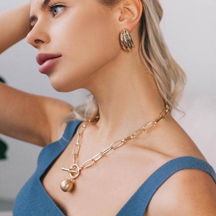 Серьги-кольца Queen fair Тринити, стразы, белые, в золоте, кольца, Тринити, стразы, белые, в золоте
Серьги-кольца Queen fair Тринити, стразы, белые, в золоте, кольца, Тринити, стразы, белые, в золоте