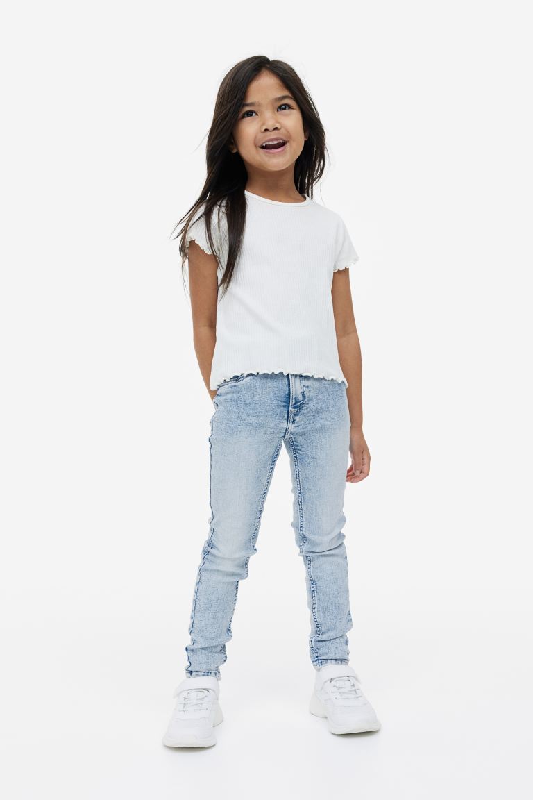 Джинсы детские H&M 1157930, цвет светло-синий/синий, размер 116 (доставка из-за рубежа), 1157930
Джинсы детские H&M 1157930, цвет светло-синий/синий, размер 116 (доставка из-за рубежа), 1157930