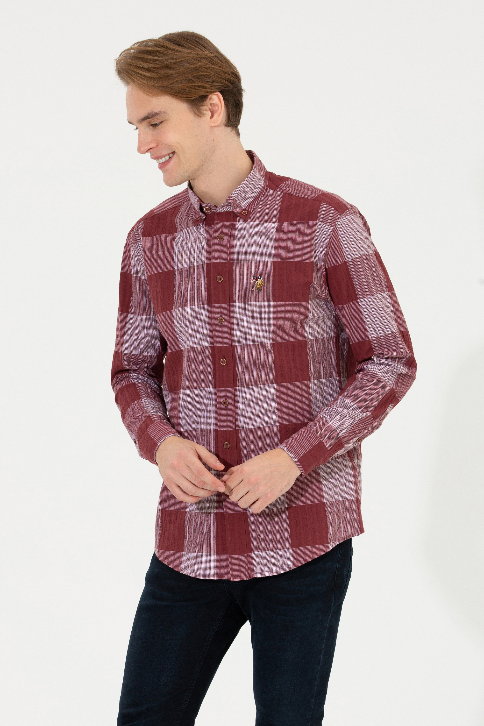 Рубашка мужская U.S. POLO Assn. G081SZ0040COMOSUM бордовая S, Бордовый, G081SZ0040COMOSUM
Рубашка мужская U.S. POLO Assn. G081SZ0040COMOSUM бордовая S, Бордовый, G081SZ0040COMOSUM