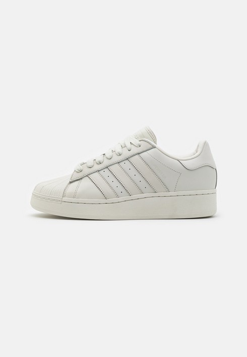 Кеды женские Adidas Originals Superstar Xlg Unisex белые 37 1/3 EU (доставка из-за рубежа), Белый, Superstar Xlg Unisex
Кеды женские Adidas Originals Superstar Xlg Unisex белые 37 1/3 EU (доставка из-за рубежа), Белый, Superstar Xlg Unisex
