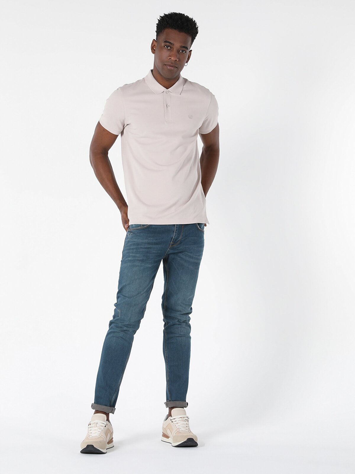 Футболка мужская Colins CLTKTTSHM0766200_Q1.V1 бежевая XXL, Бежевый, CLTKTTSHM0766200_Q1.V1
Футболка мужская Colins CLTKTTSHM0766200_Q1.V1 бежевая XXL, Бежевый, CLTKTTSHM0766200_Q1.V1