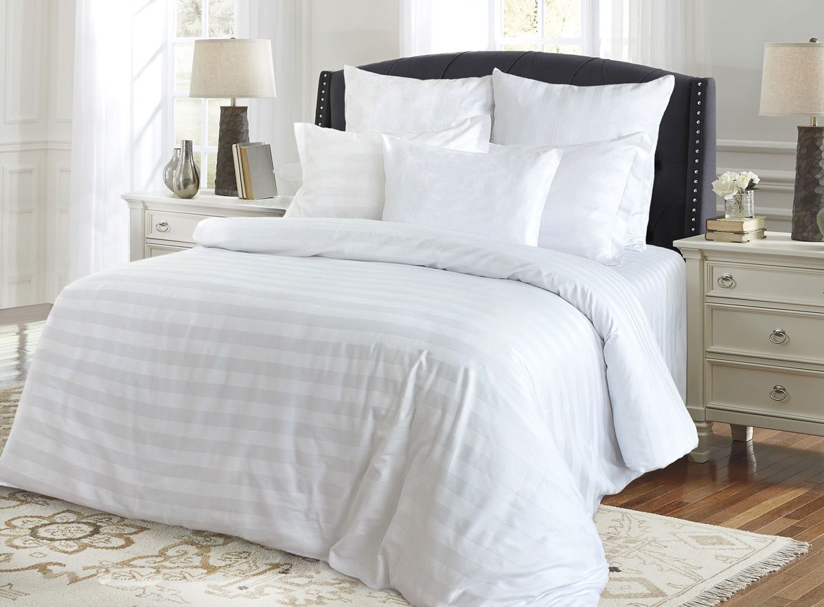 Простыня Maktex Hotel Белый 80x200 см, Простыни страйп-сатина на резинке 130 
Простыня Maktex Hotel Белый 80x200 см, Простыни страйп-сатина на резинке 130