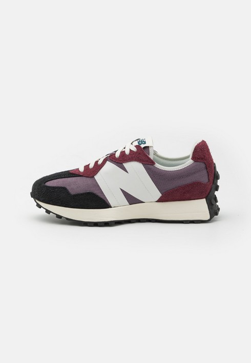 Кроссовки мужские New Balance Ms 327 Unisex разноцветные 45.5 EU (доставка из-за рубежа), Разноцветный, Ms 327 Unisex
Кроссовки мужские New Balance Ms 327 Unisex разноцветные 45.5 EU (доставка из-за рубежа), Разноцветный, Ms 327 Unisex