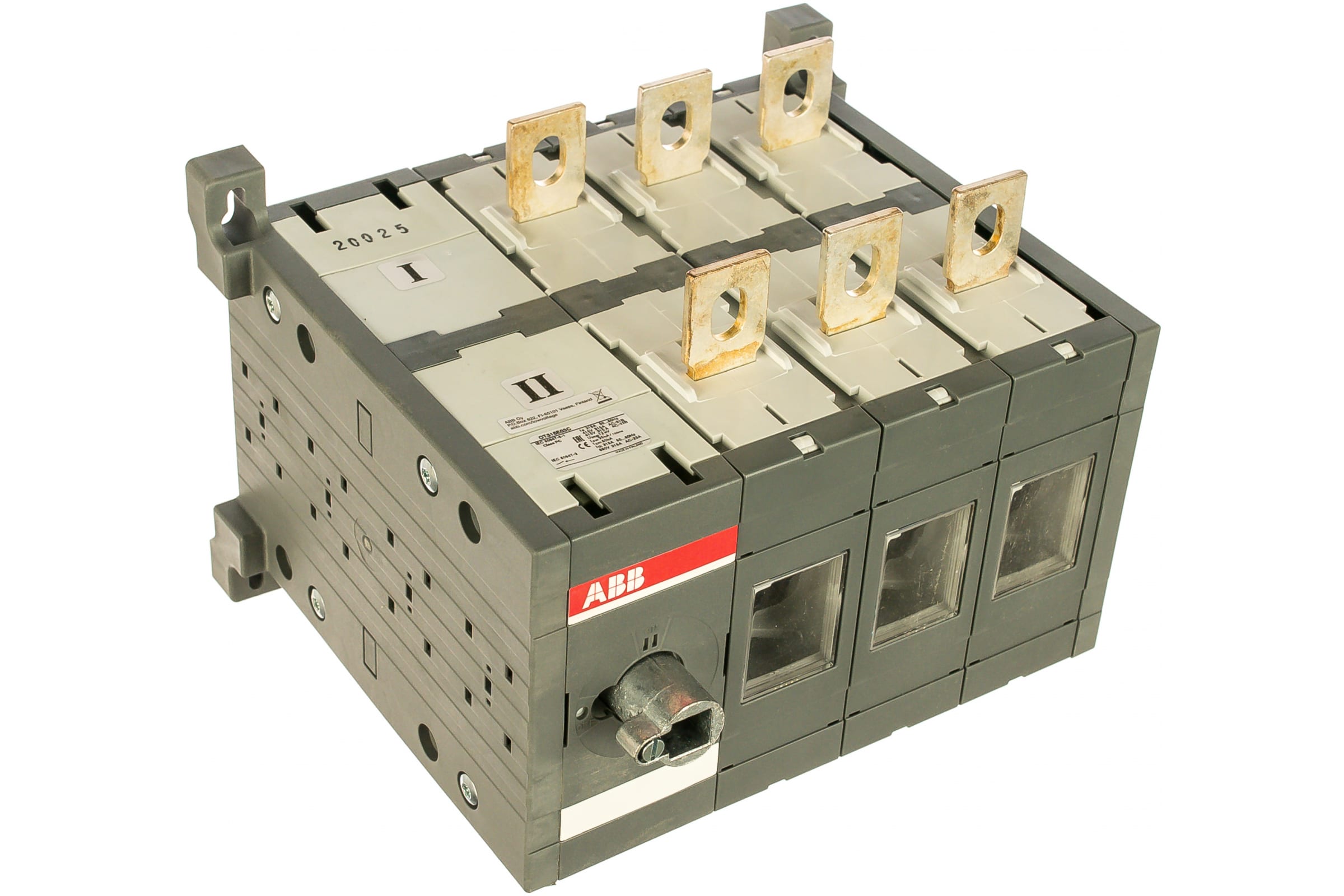 ABB OT315E03C Выключатель-разъединитель реверс 3P 315A, без ручки и переходника 1SCA022764
ABB OT315E03C Выключатель-разъединитель реверс 3P 315A, без ручки и переходника 1SCA022764