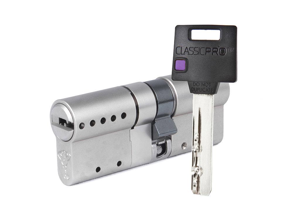 Цилиндр Mul-t-Lock Classic Pro ключ-ключ (размер 50х35 мм) - Никель, Флажок (5 ключей), Серебристый
Цилиндр Mul-t-Lock Classic Pro ключ-ключ (размер 50х35 мм) - Никель, Флажок (5 ключей), Серебристый