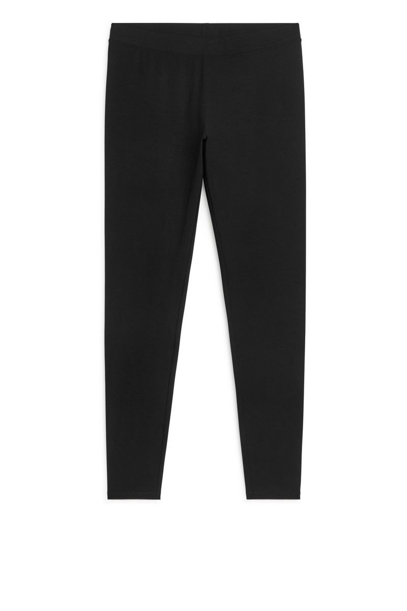 Леггинсы женские ARKET 1224388 черные M, Черный, 1224388
Леггинсы женские ARKET 1224388 черные M, Черный, 1224388