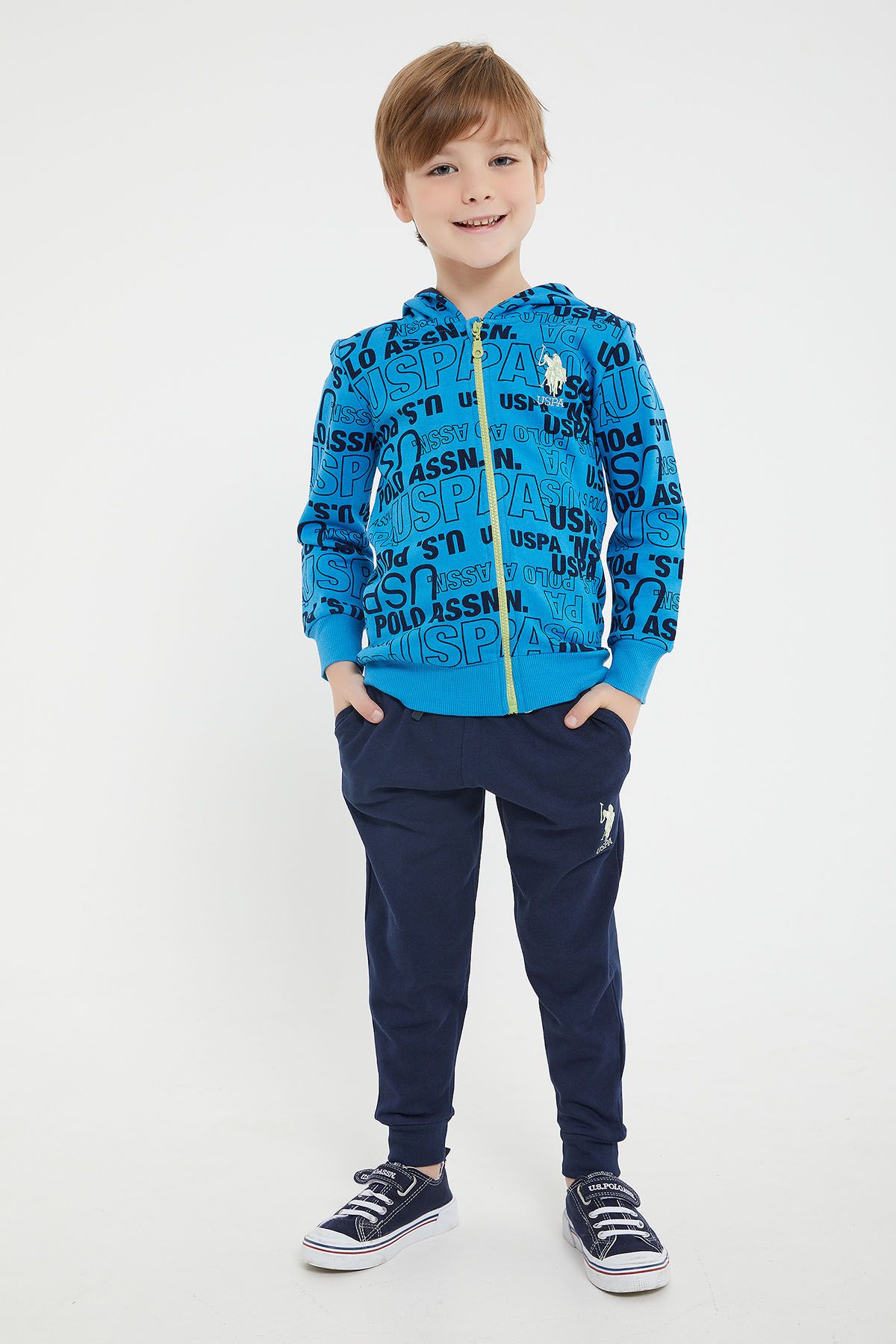 Костюм повседневный US Polo Assn, G083SZ0HF0US1153, темно-синий, синий, 74, G083SZ0HF0US1153
Костюм повседневный US Polo Assn, G083SZ0HF0US1153, темно-синий, синий, 74, G083SZ0HF0US1153