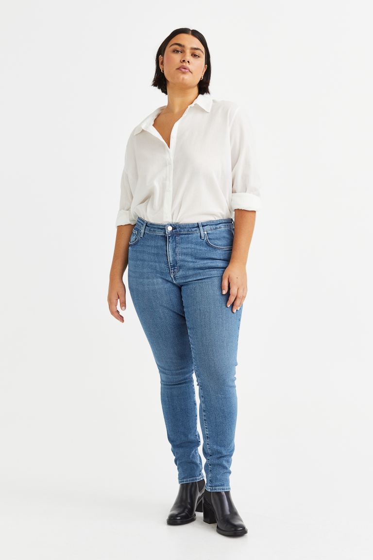 Джинсы женские H&M 1016460005 синие 52 IT (доставка из-за рубежа), Синий, 1016460005
Джинсы женские H&M 1016460005 синие 52 IT (доставка из-за рубежа), Синий, 1016460005
