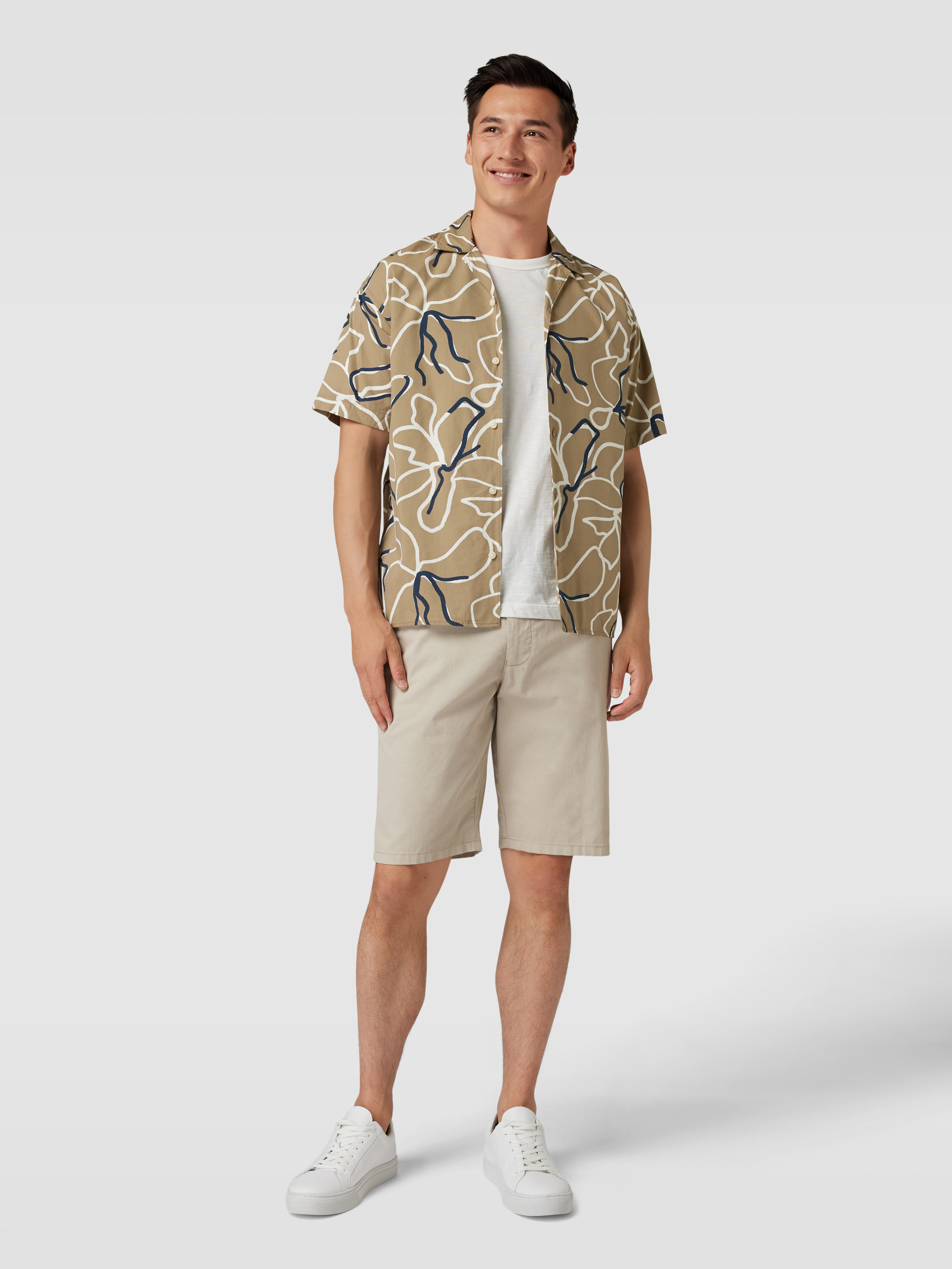 Рубашка мужская Jack & Jones Premium 1807119 хаки XL доставка из-за рубежа, Коричневый, 1807119
Рубашка мужская Jack & Jones Premium 1807119 хаки XL доставка из-за рубежа, Коричневый, 1807119