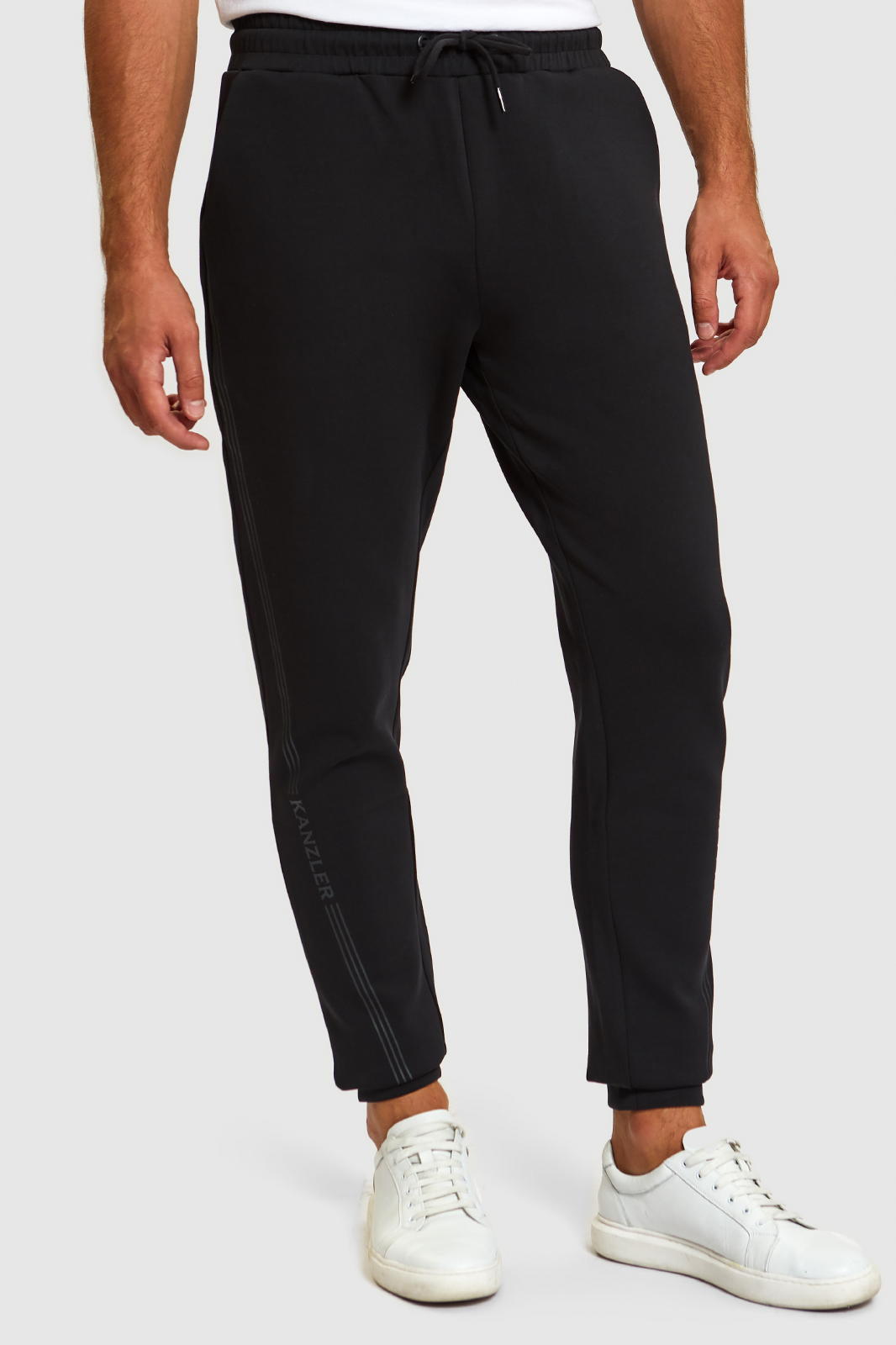 Спортивные брюки мужские Kanzler 2A-365WT-0617-07 черные 2XL, Черный, 2A-365WT-0617-07
Спортивные брюки мужские Kanzler 2A-365WT-0617-07 черные 2XL, Черный, 2A-365WT-0617-07