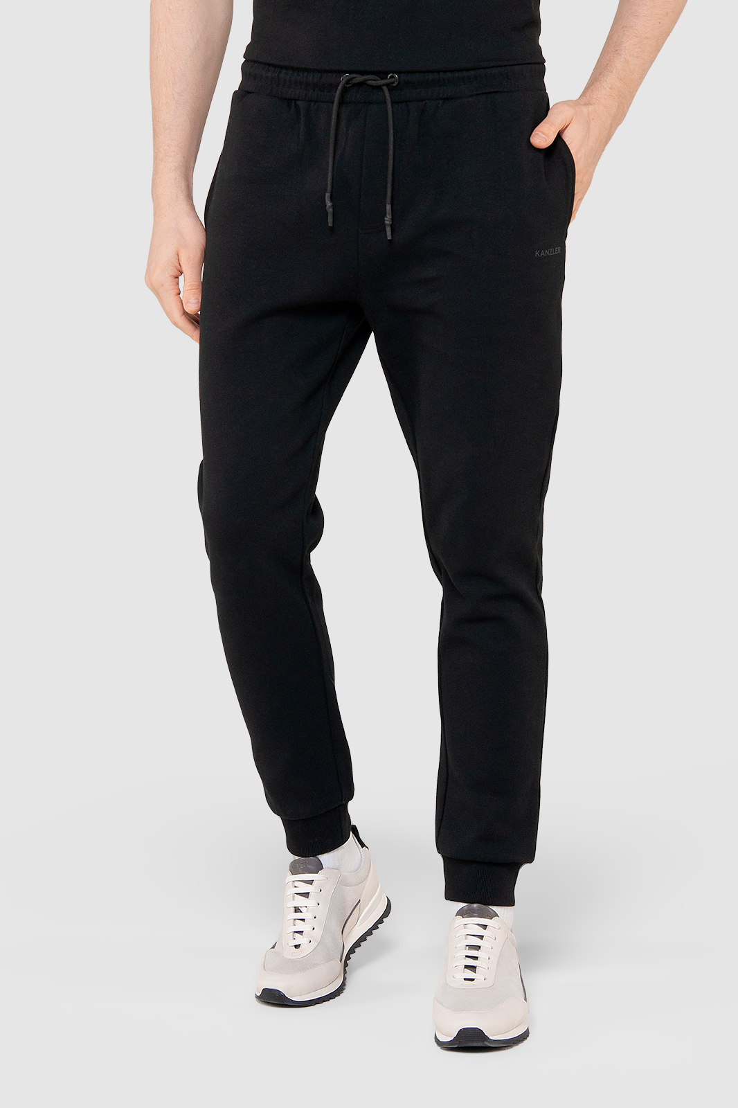 Спортивные брюки мужские Kanzler 3S-368WT-0638-07 черные 2XL, Черный, 3S-368WT-0638-07
Спортивные брюки мужские Kanzler 3S-368WT-0638-07 черные 2XL, Черный, 3S-368WT-0638-07
