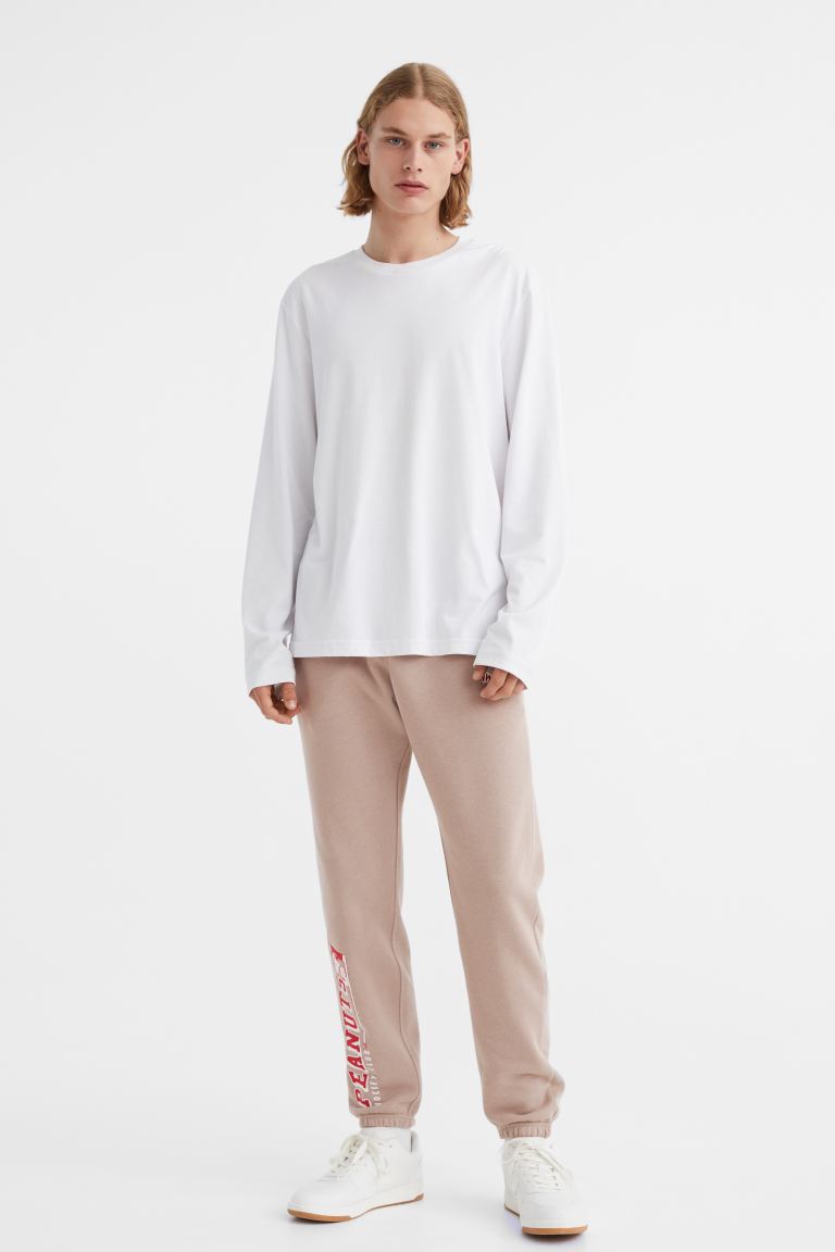 Спортивные брюки мужские H&M 1027358010 бежевые S (доставка из-за рубежа), Бежевый, 1027358010
Спортивные брюки мужские H&M 1027358010 бежевые S (доставка из-за рубежа), Бежевый, 1027358010