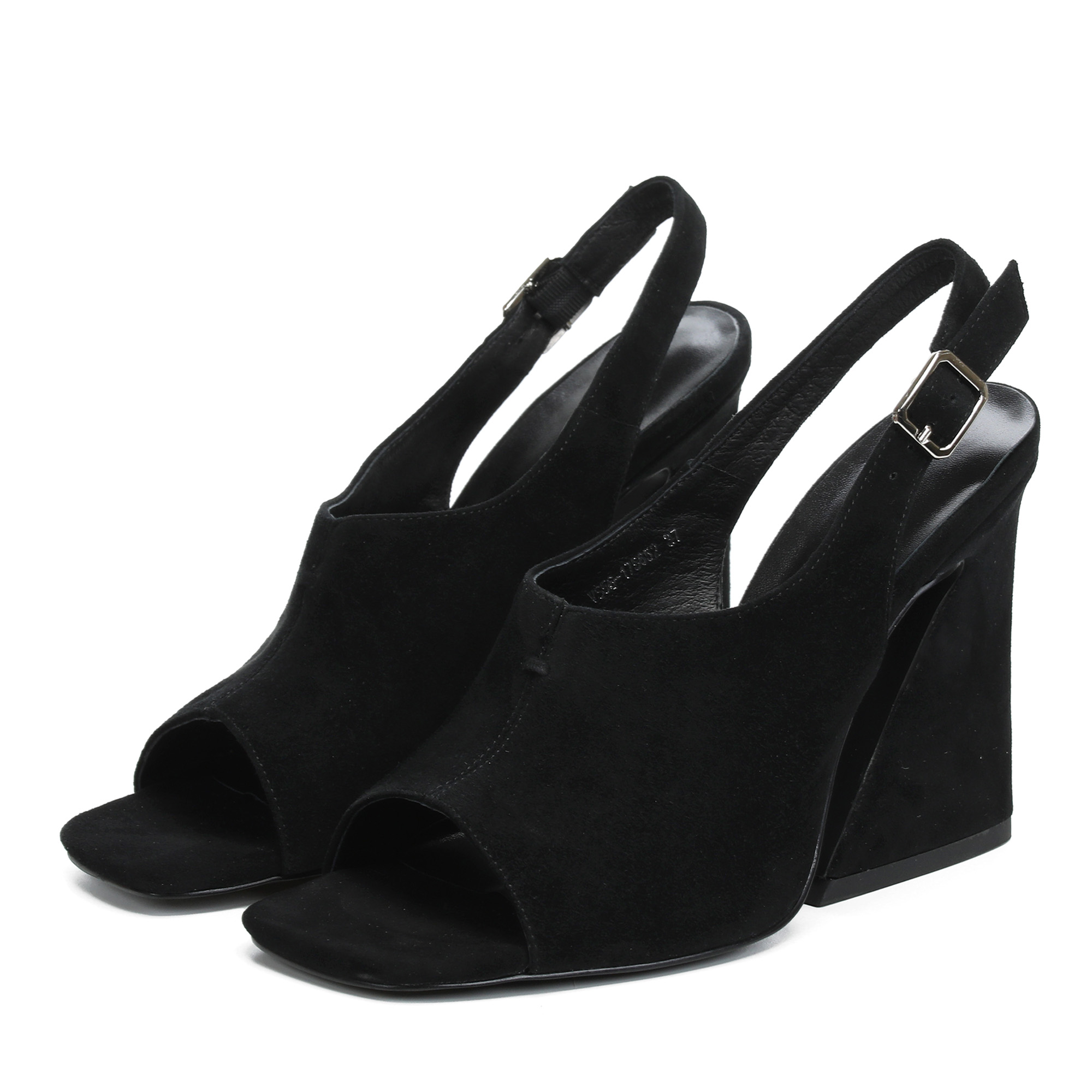 Босоножки женские RESPECT PREMIUM VS56-175652 черные 37 RU, Черный, VS56-175652
Босоножки женские RESPECT PREMIUM VS56-175652 черные 37 RU, Черный, VS56-175652