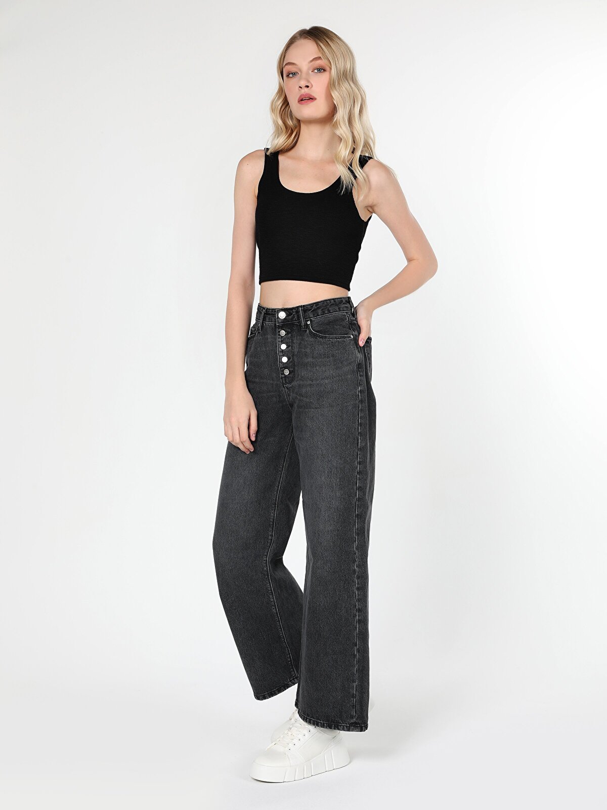 Джинсы женские Colin's CL1057980_Q1.V1_DN02440 черные 28-30, Черный, CL1057980_Q1.V1_DN02440 
Джинсы женские Colin's CL1057980_Q1.V1_DN02440 черные 28-30, Черный, CL1057980_Q1.V1_DN02440