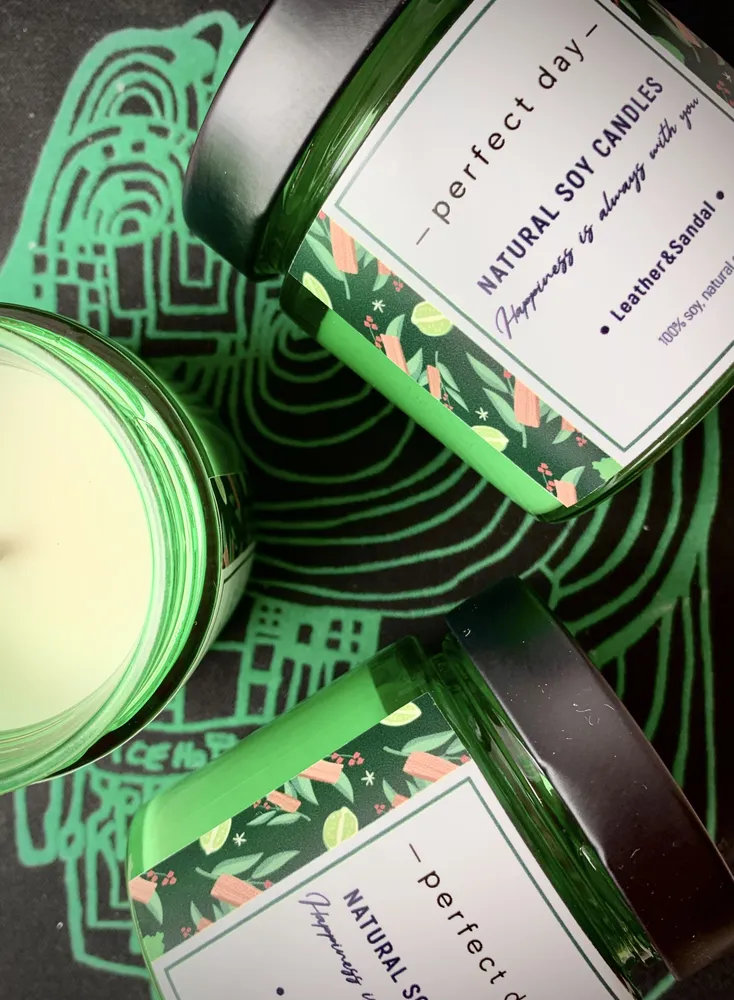 Свеча ароматическая PERFECT DAY CANDLES Leather&Sandal Кожа&Сандал, Leather&Sandal / Кожа&Сандал хлопковый фитиль
Свеча ароматическая PERFECT DAY CANDLES Leather&Sandal Кожа&Сандал, Leather&Sandal / Кожа&Сандал хлопковый фитиль