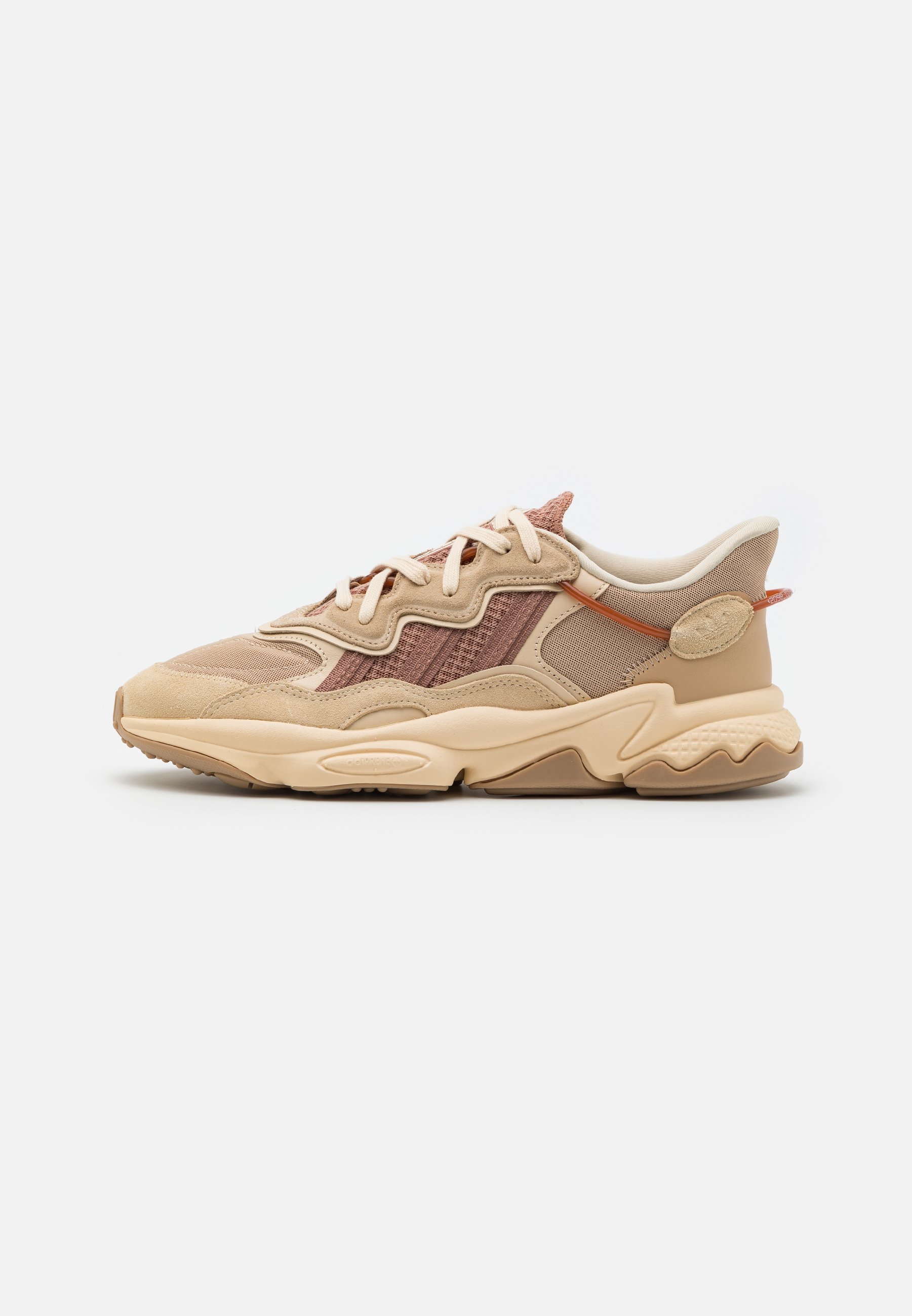 Кроссовки мужские Adidas Originals Ozweego Unisex бежевые 43 1/3 EU, Бежевый, Ozweego Unisex
Кроссовки мужские Adidas Originals Ozweego Unisex бежевые 43 1/3 EU, Бежевый, Ozweego Unisex