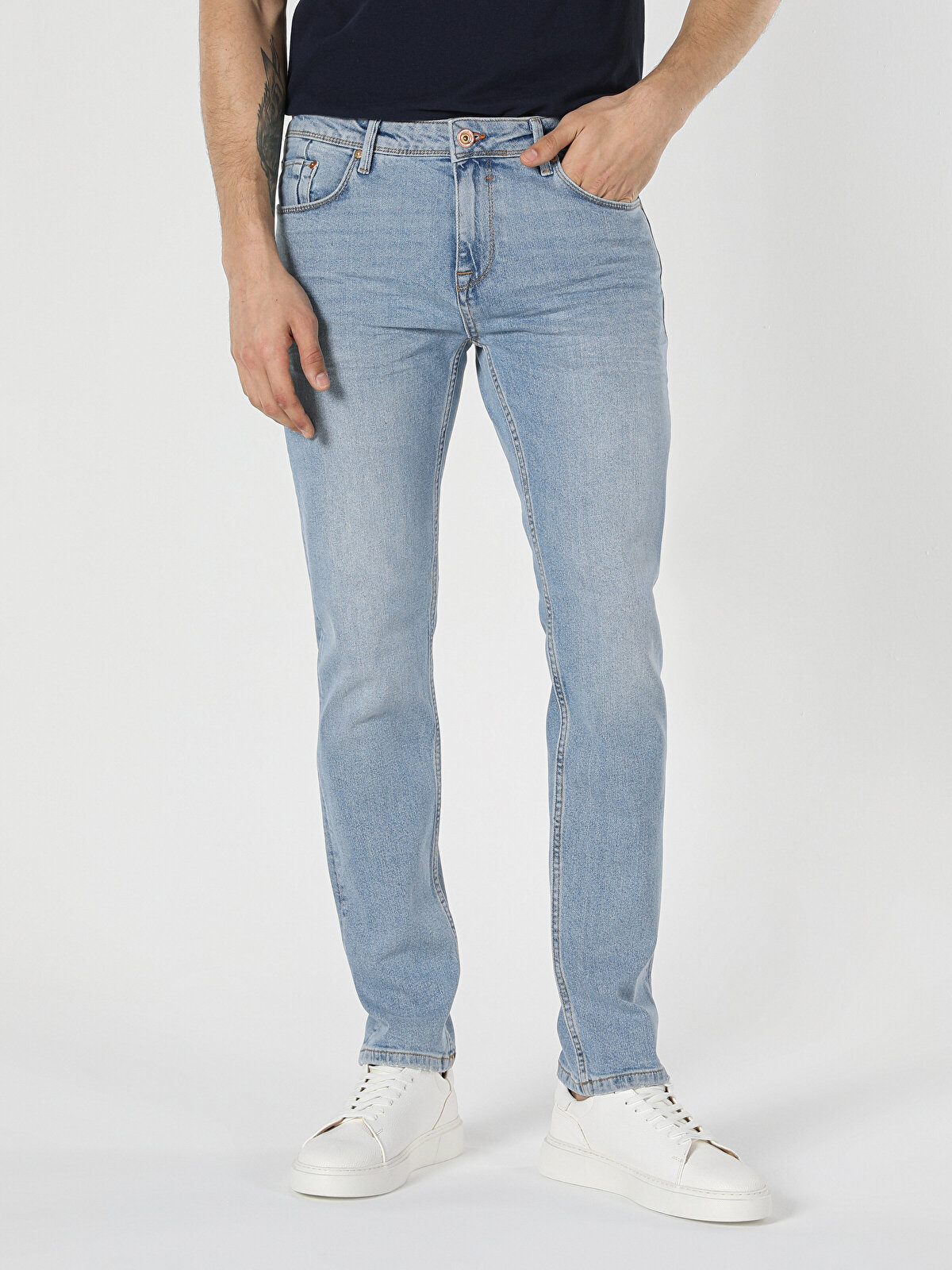 Джинсы мужские Colin's CL1059202_Q1.V1_DN02587 голубые 29-34, Голубой, CL1059202_Q1.V1_DN02587
Джинсы мужские Colin's CL1059202_Q1.V1_DN02587 голубые 29-34, Голубой, CL1059202_Q1.V1_DN02587