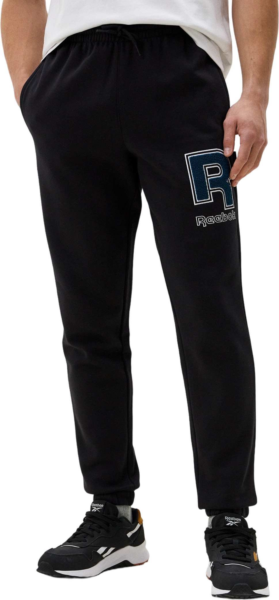 Спортивные брюки мужские Reebok Ri Chenille Pant черные 2XL, Черный, Ri Chenille Pant
Спортивные брюки мужские Reebok Ri Chenille Pant черные 2XL, Черный, Ri Chenille Pant