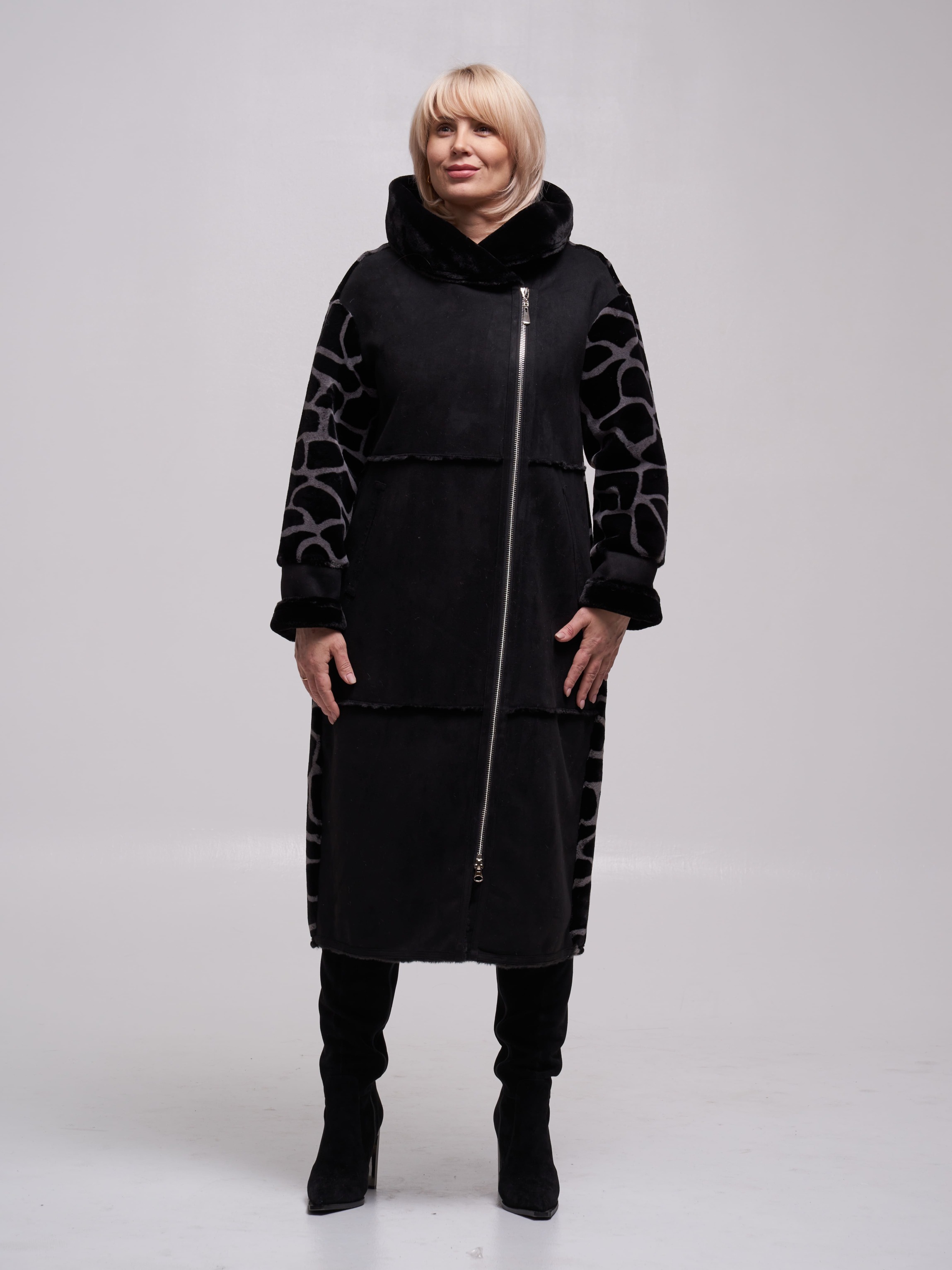 Дубленка женская AUREVRAS Sheepskin coat dark черная 46 RU, Черный, Sheepskin coat dark
Дубленка женская AUREVRAS Sheepskin coat dark черная 46 RU, Черный, Sheepskin coat dark