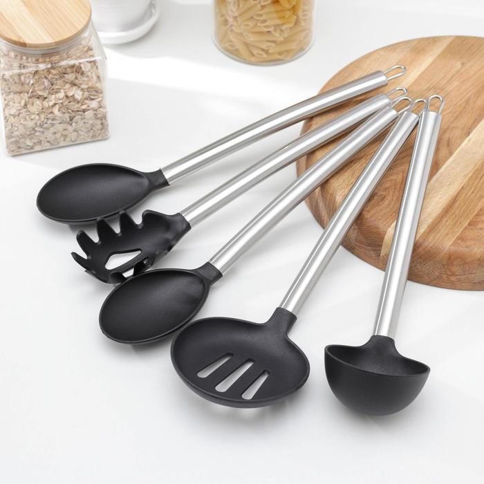 Набор кухонных принадлежностей Доляна "Техно", 5 предметов, Серебристый;черный 
Набор кухонных принадлежностей Доляна "Техно", 5 предметов, Серебристый;черный