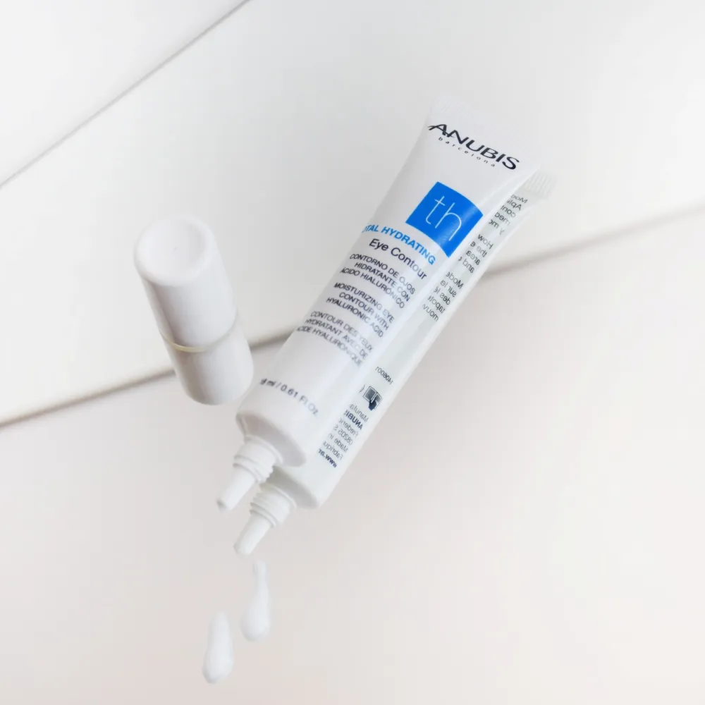 Крем для контура вокруг глаз Anubis Barcelona Total Hydrating Абсолютное увлажнение, 18 мл
Крем для контура вокруг глаз Anubis Barcelona Total Hydrating Абсолютное увлажнение, 18 мл