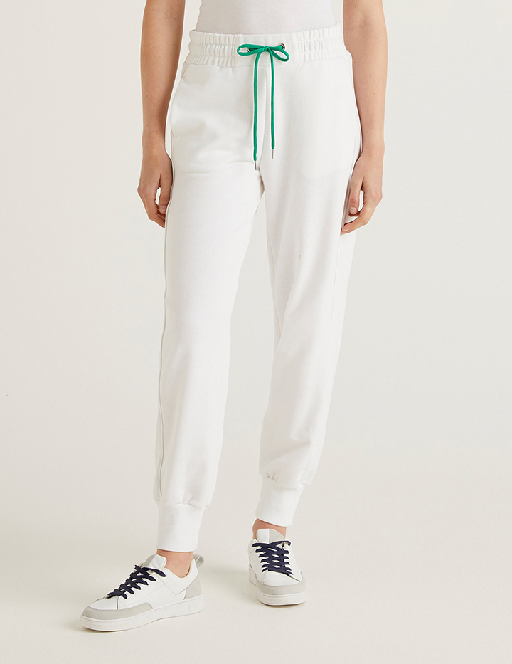 Спортивные брюки женские United Colors of Benetton 21A_3J68P0509 разноцветные L, 21A_3J68P0509
Спортивные брюки женские United Colors of Benetton 21A_3J68P0509 разноцветные L, 21A_3J68P0509