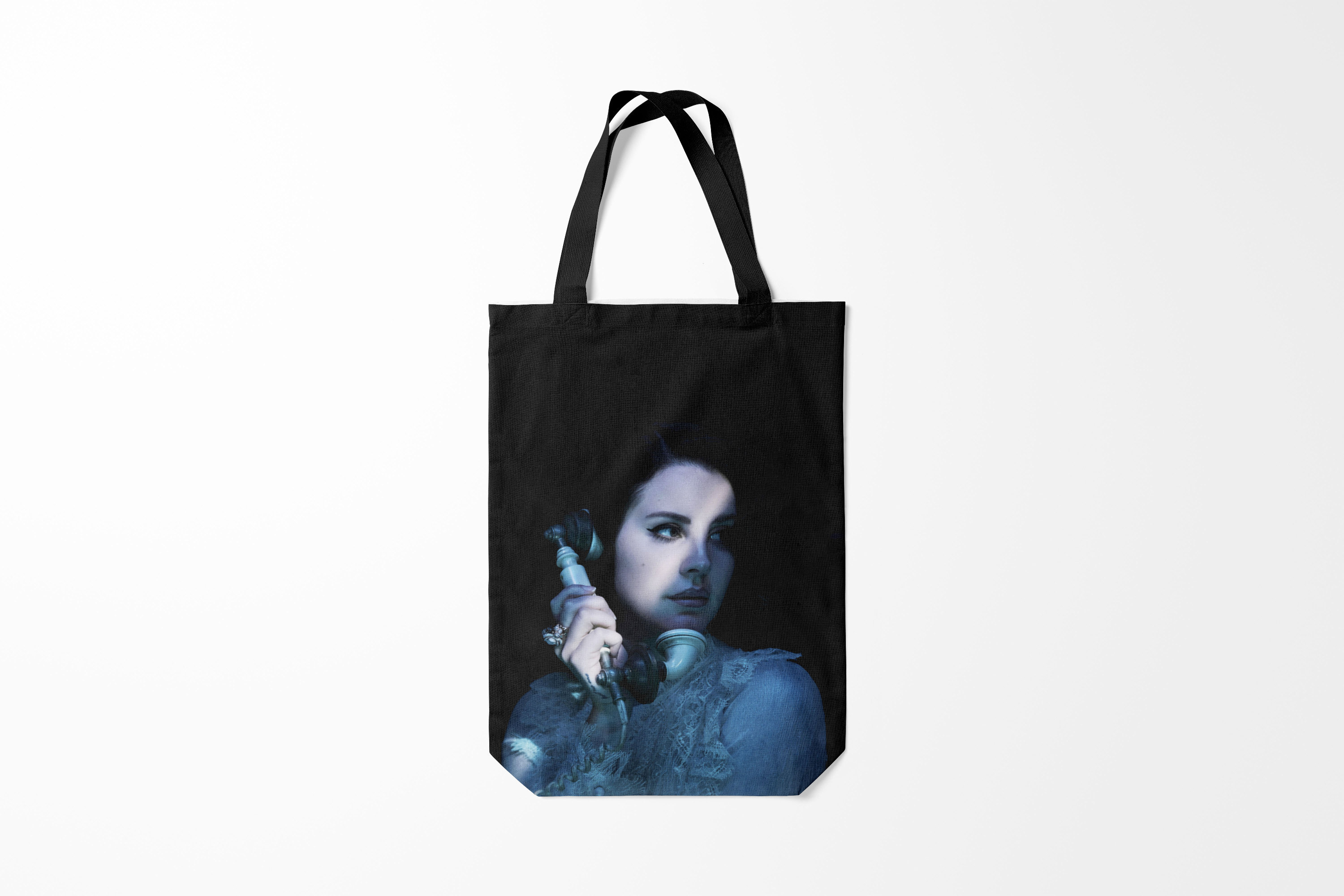 Сумка шoппер унисекс Burnettie Lana Del Rey Лана с телефоном, черный, Lana Del Rey Лана с телефоном
Сумка шoппер унисекс Burnettie Lana Del Rey Лана с телефоном, черный, Lana Del Rey Лана с телефоном