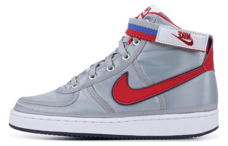 Кеды унисекс Nike Air Vandal High Supreme Nylon OG GS серые 38.5 EU, Серый, Air Vandal High Supreme Nylon OG GS
Кеды унисекс Nike Air Vandal High Supreme Nylon OG GS серые 38.5 EU, Серый, Air Vandal High Supreme Nylon OG GS