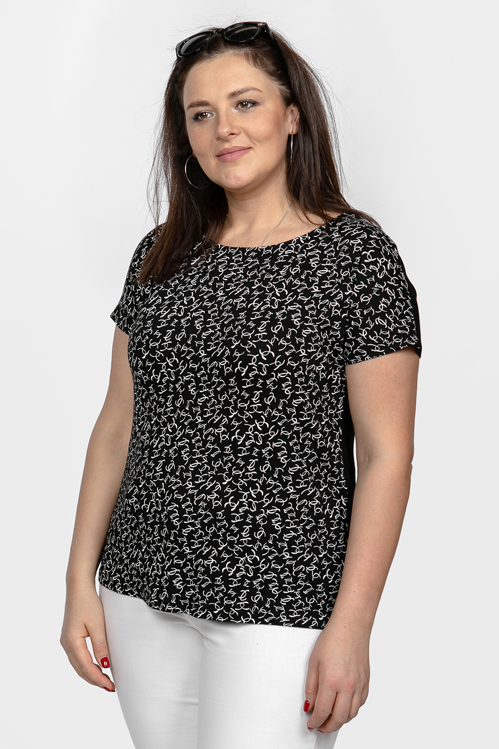 Блуза женская SVESTA C2724No черная 60 RU, C2724No
Блуза женская SVESTA C2724No черная 60 RU, C2724No