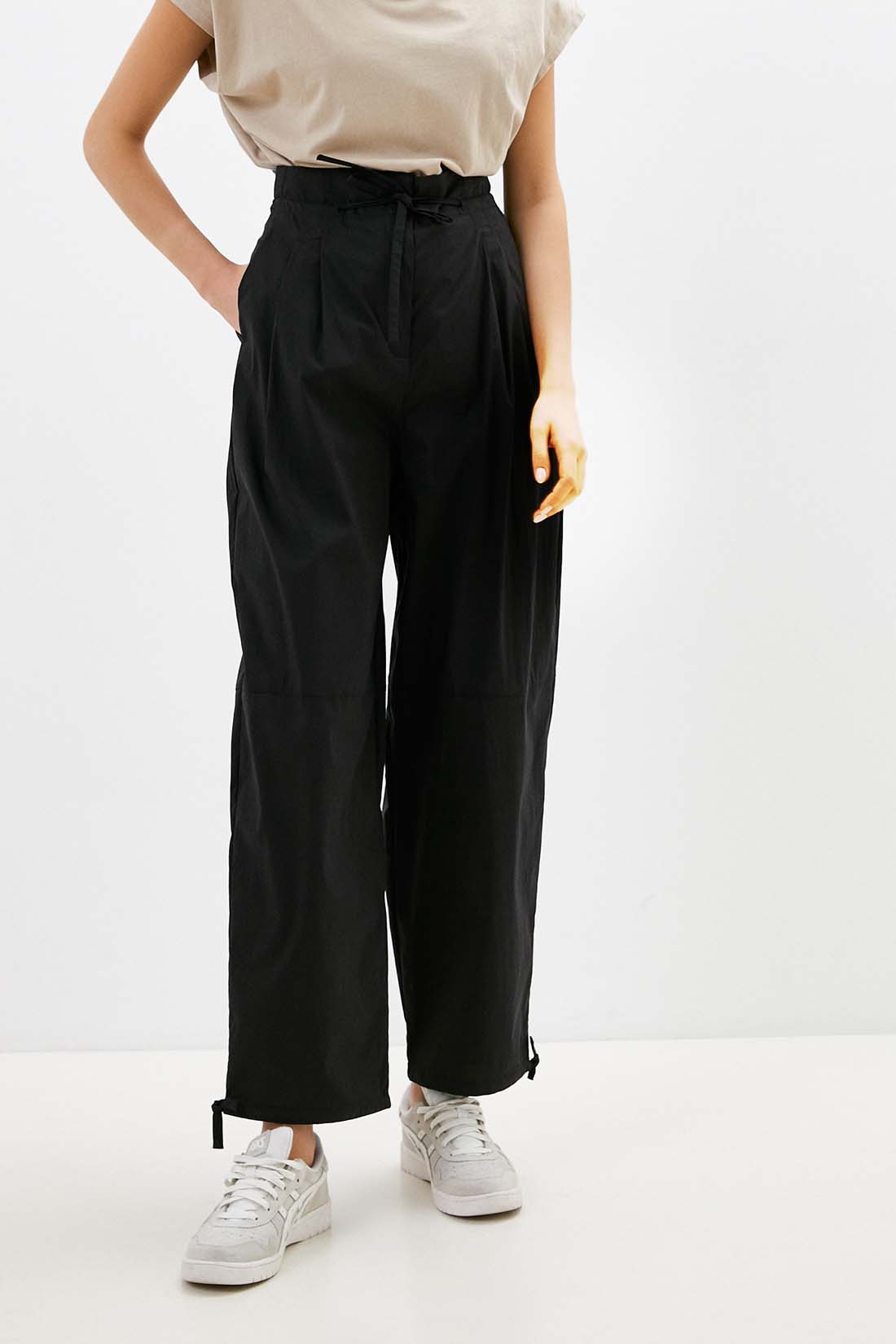 Брюки женские Baon B2922030 черные S, B2922030
Брюки женские Baon B2922030 черные S, B2922030