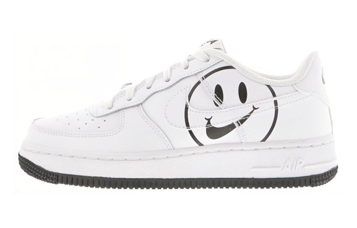 Кеды унисекс Nike Air Force 1 Have A Nike Day Smiley Face GS белые 40 EU, Белый, Air Force 1 Have A Nike Day Smiley Face GS
Кеды унисекс Nike Air Force 1 Have A Nike Day Smiley Face GS белые 40 EU, Белый, Air Force 1 Have A Nike Day Smiley Face GS