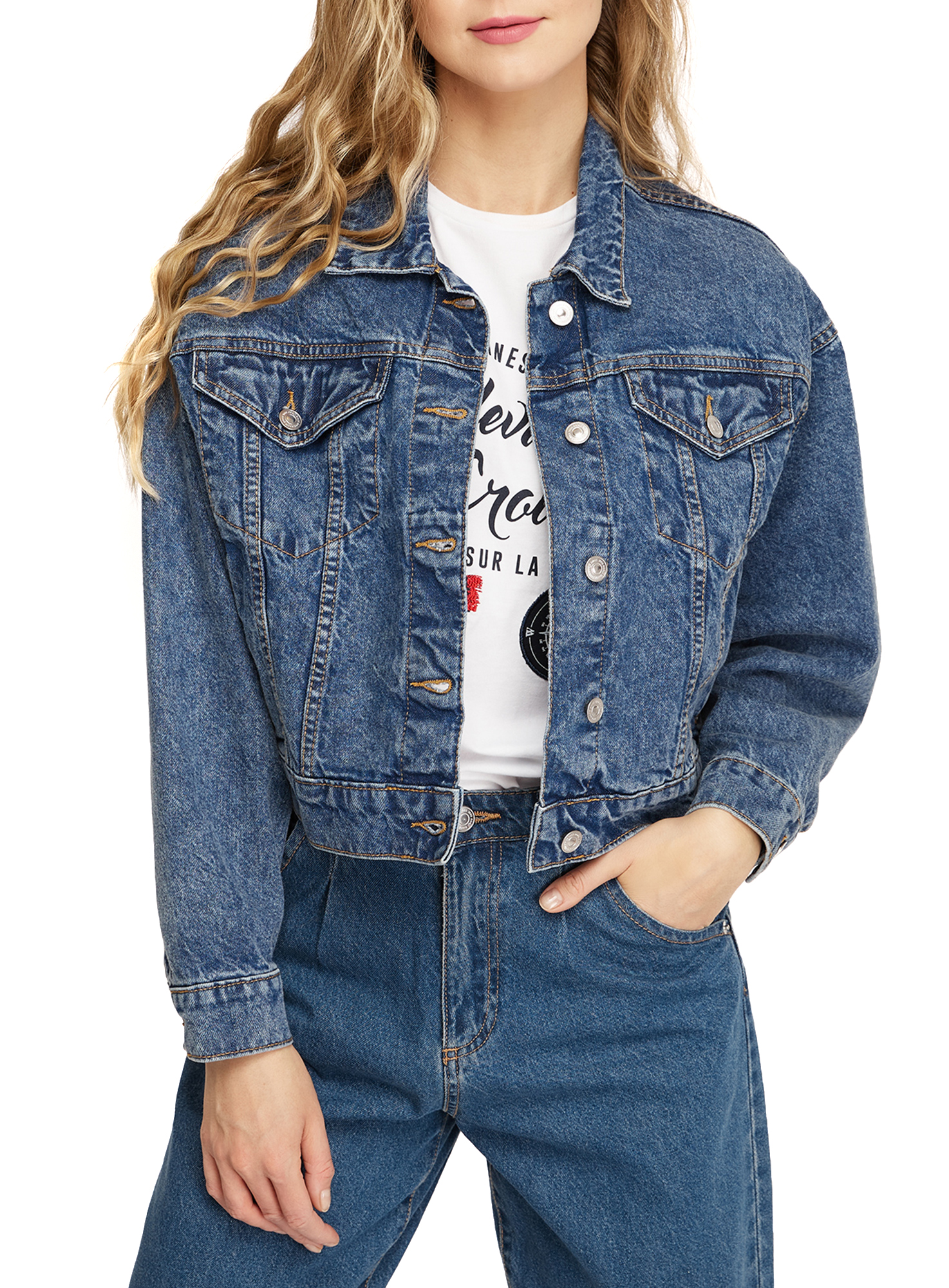 фото Джинсовая куртка женская oodji 11109048 синяя 38/170