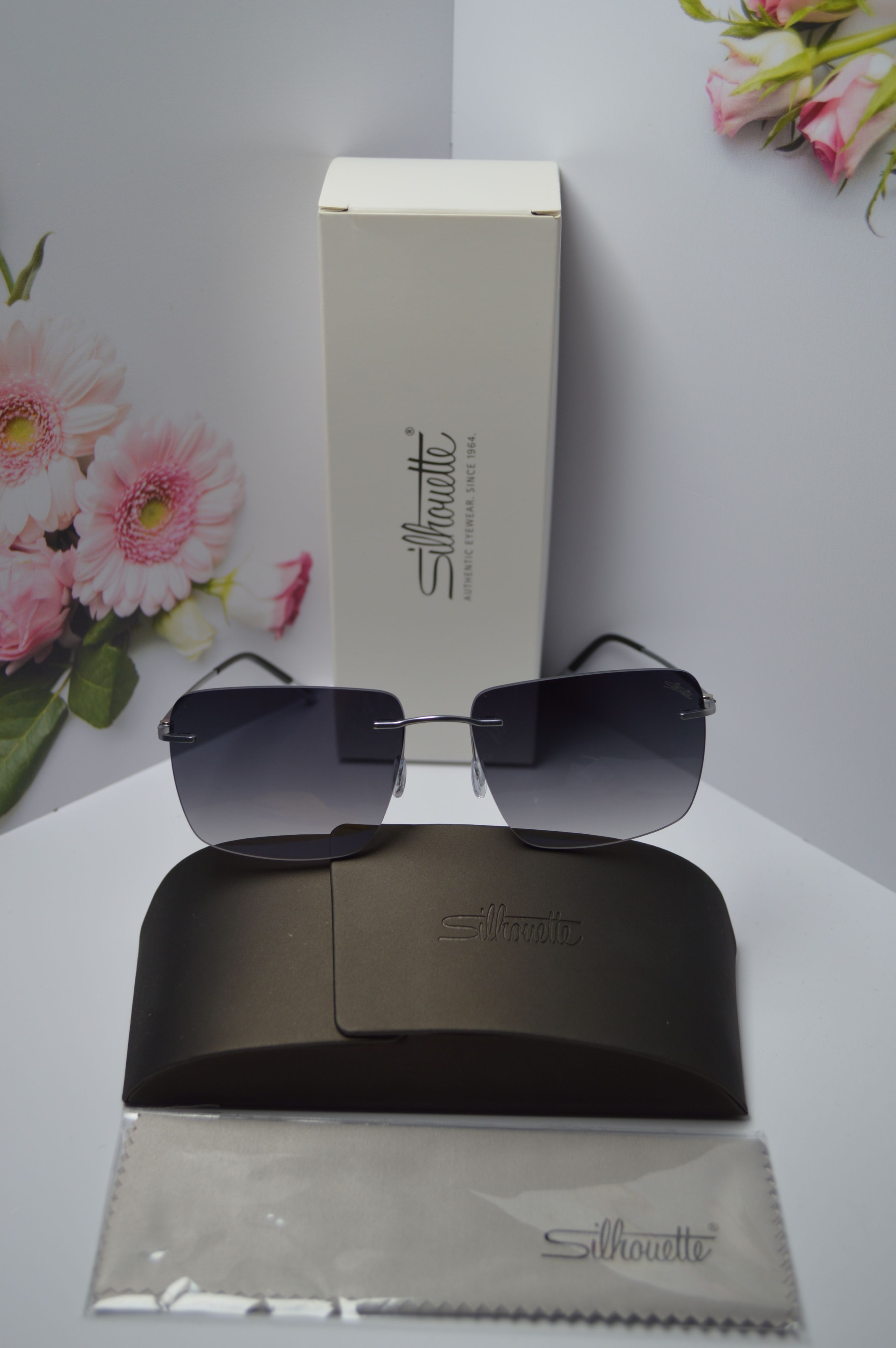 Солнцезащитные очки унисекс Silhouette OL-SZO-Silhouette-8720-C4 серые, OL-SZO-Silhouette-8720-C4
Солнцезащитные очки унисекс Silhouette OL-SZO-Silhouette-8720-C4 серые, OL-SZO-Silhouette-8720-C4