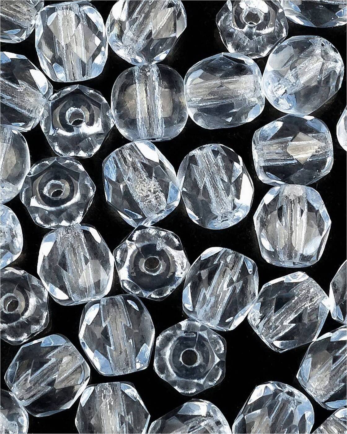 Стеклянные чешские бусины Fire polished beads ганеные круглые 4 мм цвет Sapphire 50шт, Голубой, FP-4
Стеклянные чешские бусины Fire polished beads ганеные круглые 4 мм цвет Sapphire 50шт, Голубой, FP-4