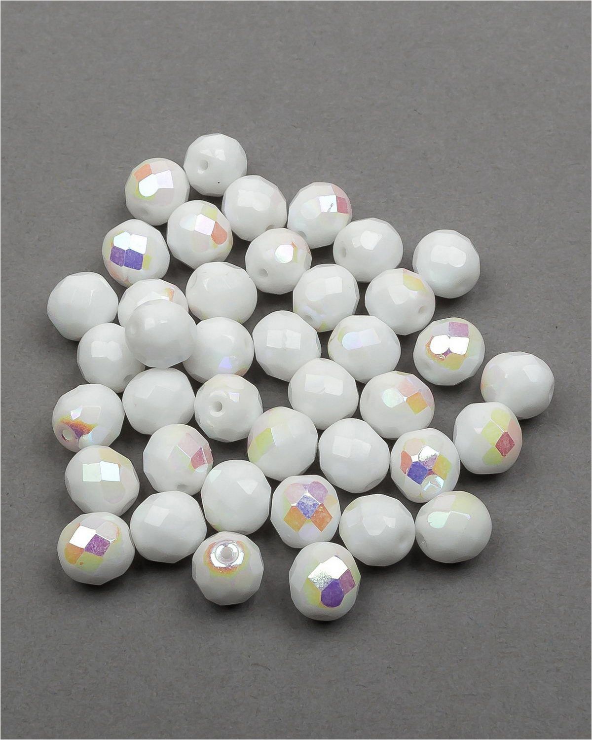 Стеклянные чешские бусины Fire polished beads ганеные круглые 8 мм Chalk White AB 40шт, Белый, FP-8
Стеклянные чешские бусины Fire polished beads ганеные круглые 8 мм Chalk White AB 40шт, Белый, FP-8