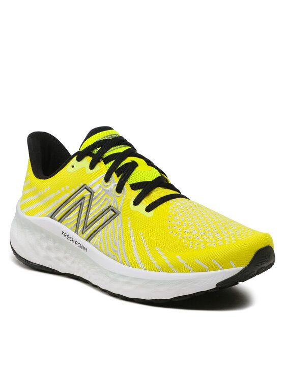 Кроссовки мужские New Balance Fresh Foam Vongo v5 MVNGOCY5 желтые 42 EU, Желтый, Fresh Foam Vongo v5 MVNGOCY5
Кроссовки мужские New Balance Fresh Foam Vongo v5 MVNGOCY5 желтые 42 EU, Желтый, Fresh Foam Vongo v5 MVNGOCY5